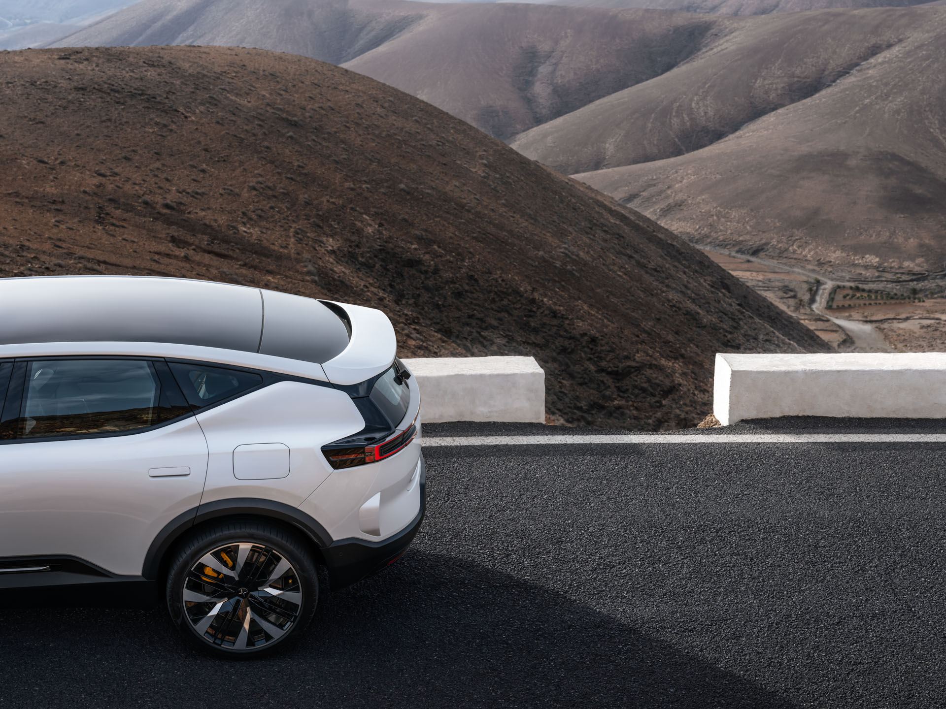 2024 Polestar 3 Is An Electric Luxury SUV Priced From $84k With Up To 510 HP And A 379-Mile Range