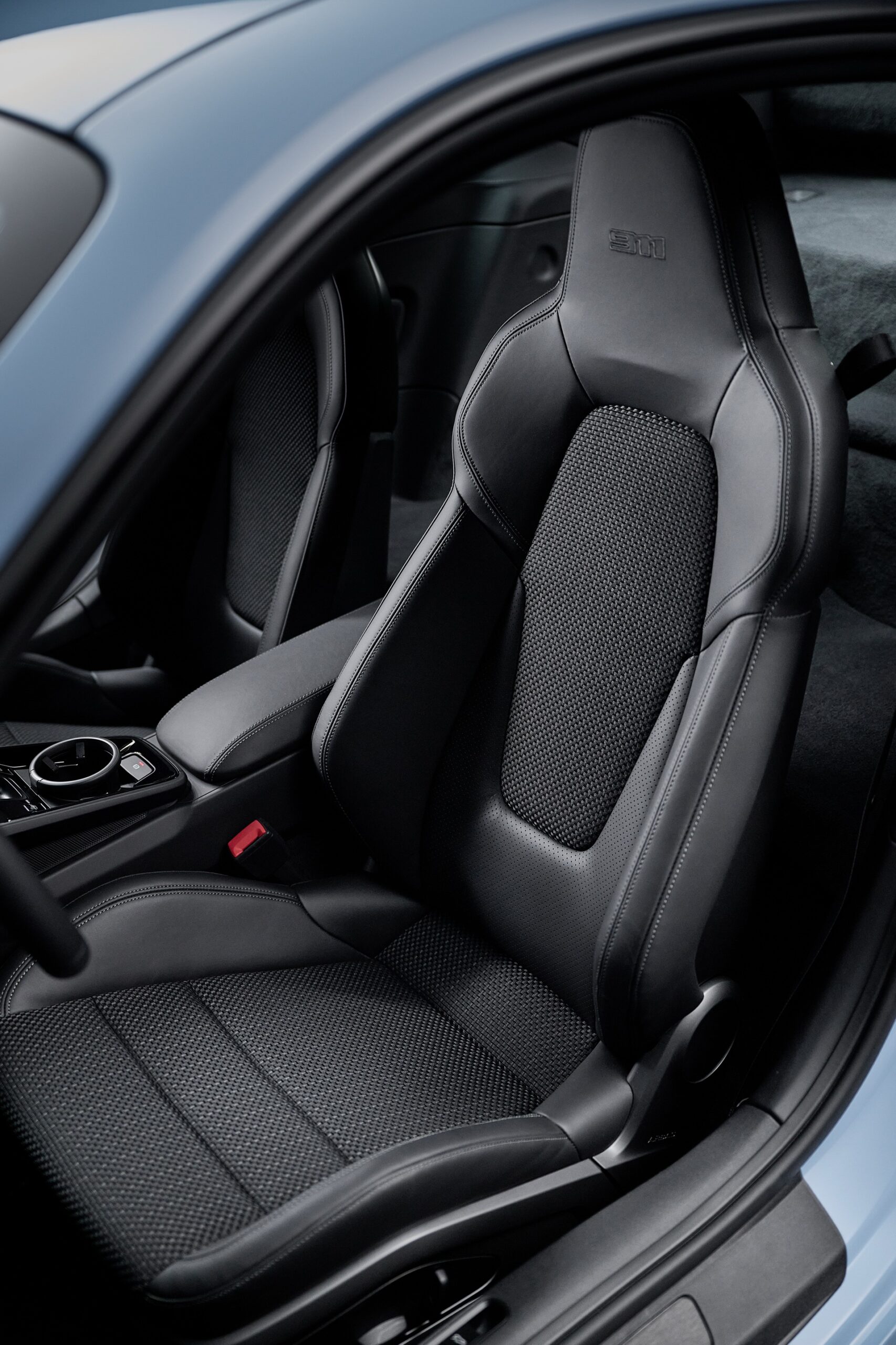 The 2023 Porsche 911 Carrera T Is The Not-So-Rich Person’s GT3