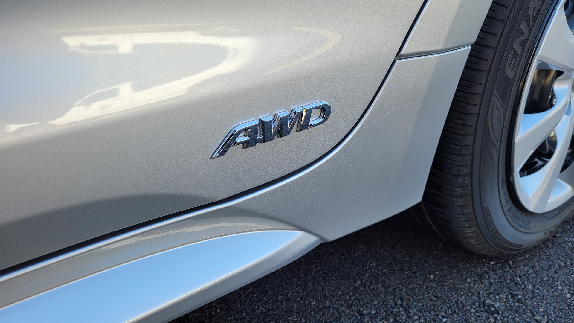 2023 Toyota Corolla Hybrid AWD 5 - Auto Recent