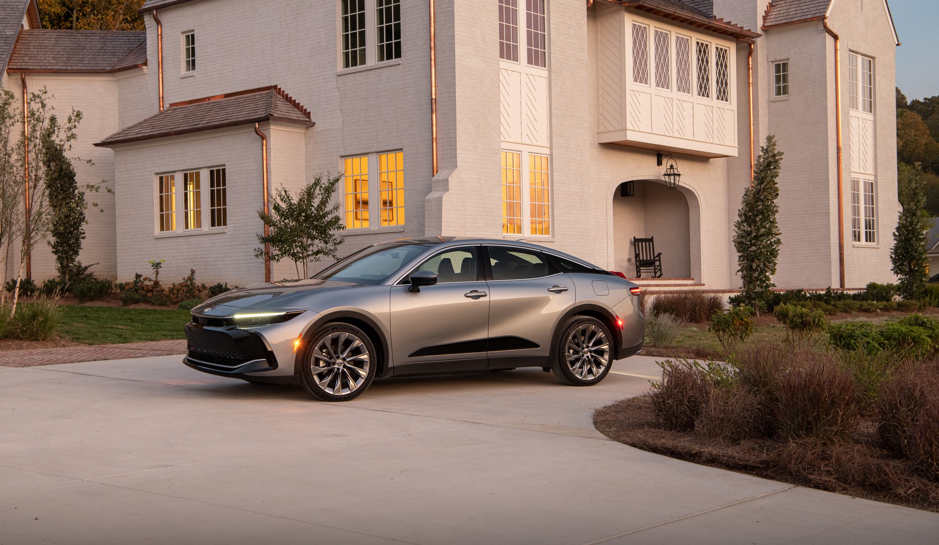 2023 Toyota Crown Arrives Early Next Year And Starts From Under $40,000