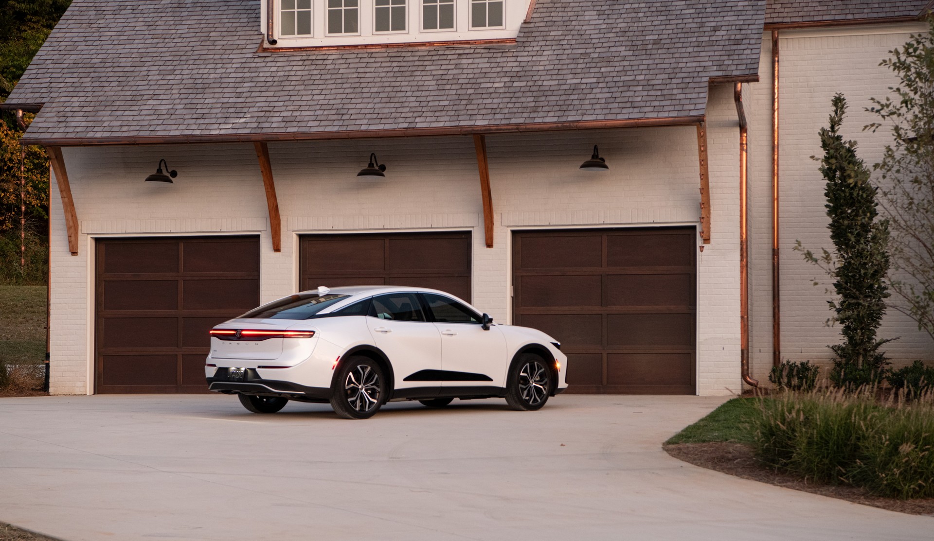 2023 Toyota Crown Arrives Early Next Year And Starts From Under $40,000