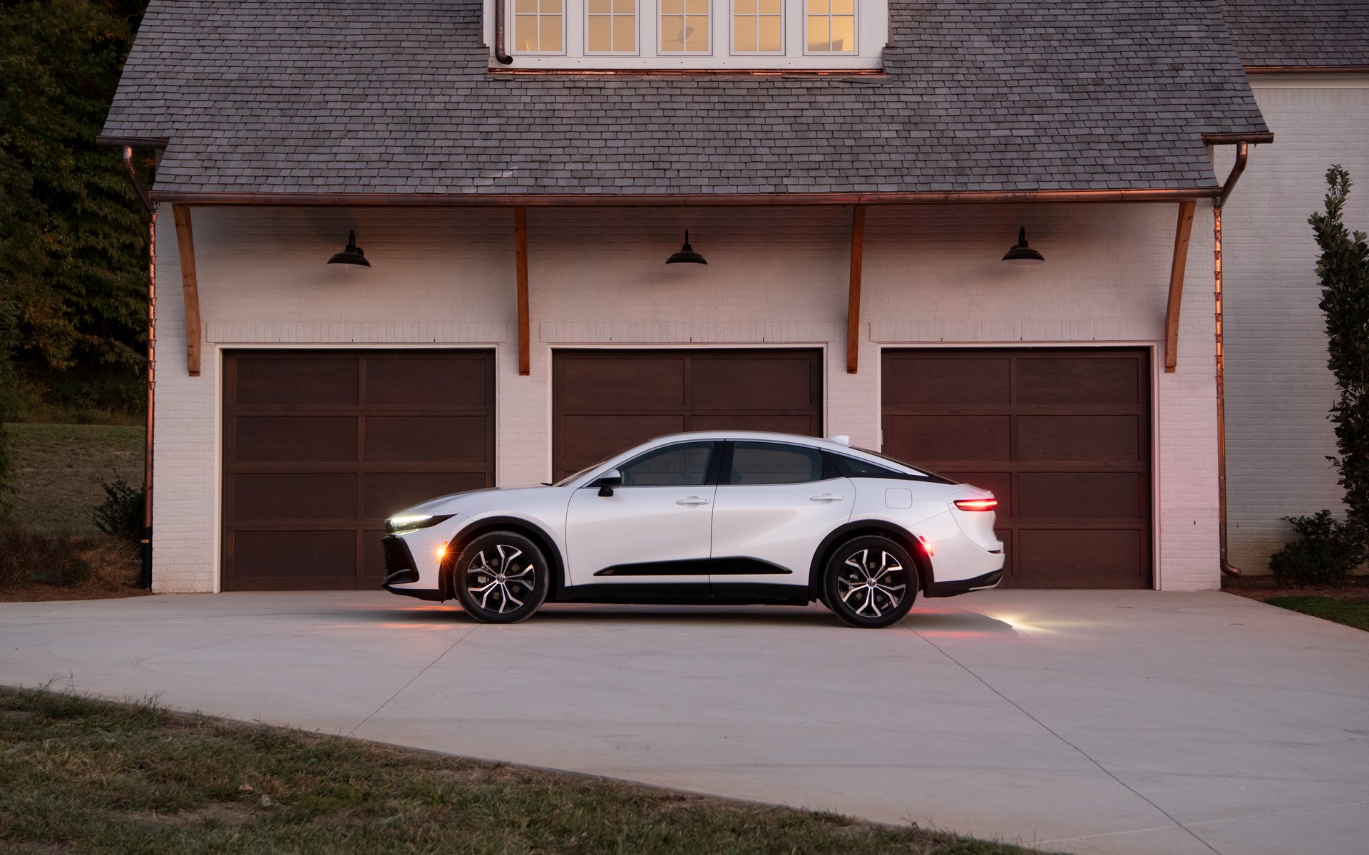 2023 Toyota Crown Arrives Early Next Year And Starts From Under $40,000