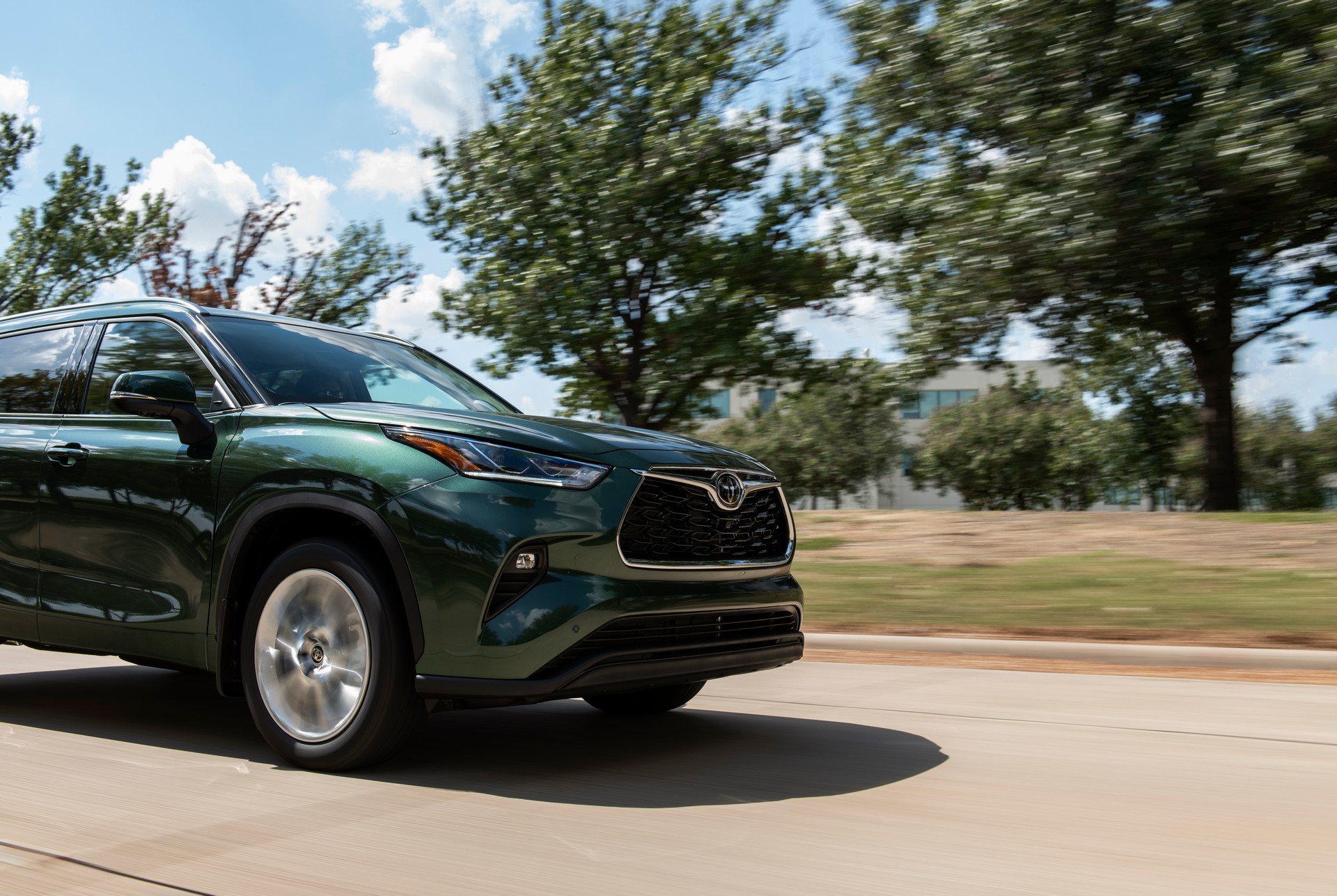 Toyota’s Techier And Turbocharged 2023 Highlander Starts At $36,420