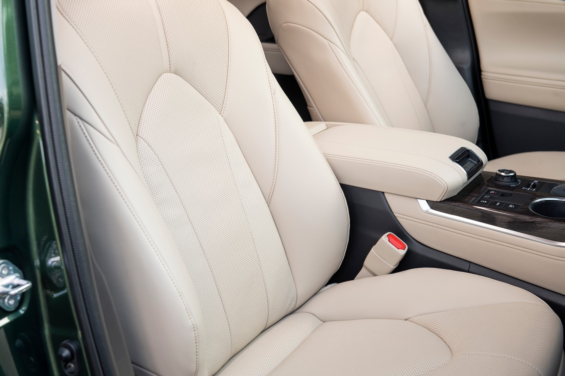 Toyota’s Techier And Turbocharged 2023 Highlander Starts At $36,420