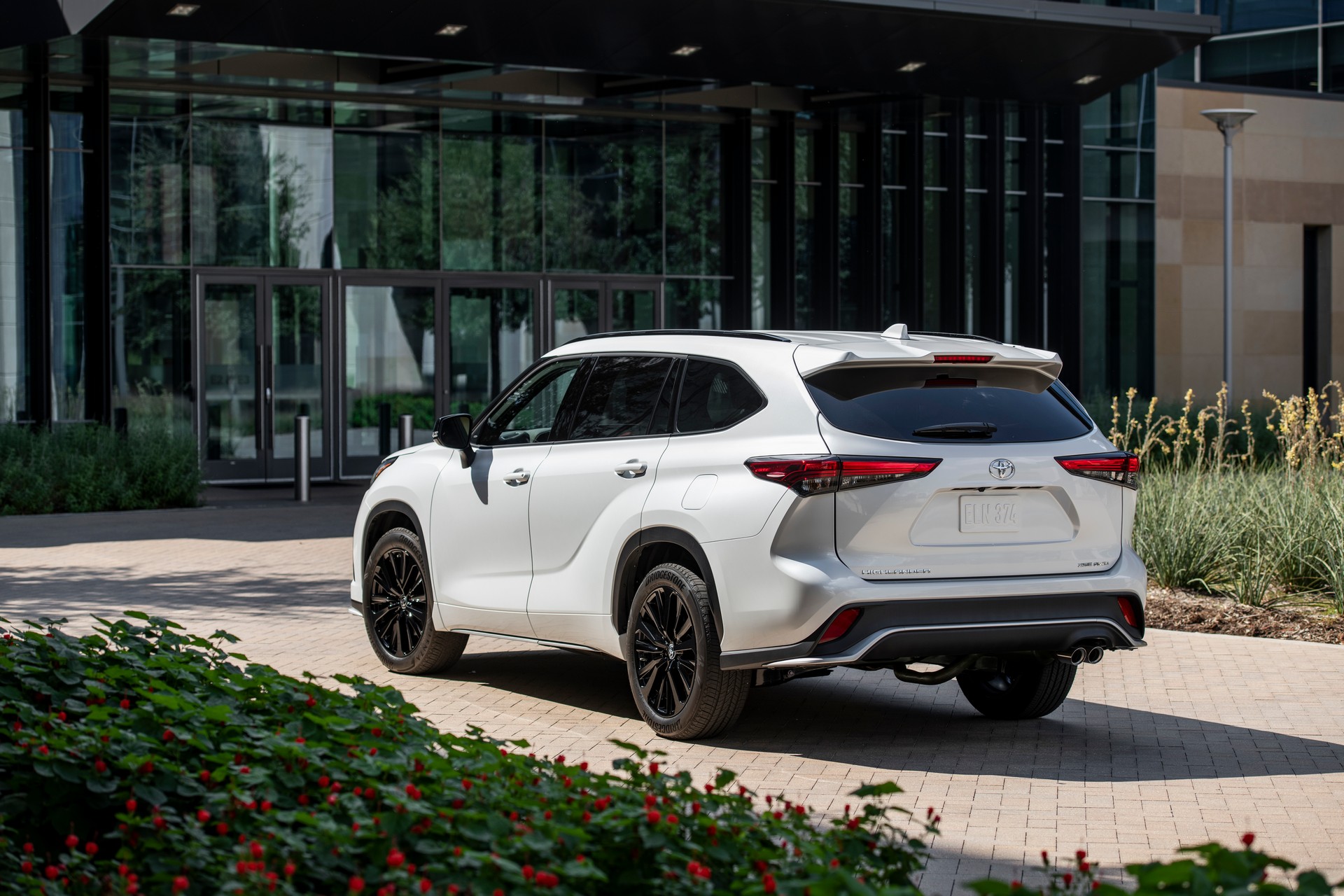 Toyota’s Techier And Turbocharged 2023 Highlander Starts At $36,420