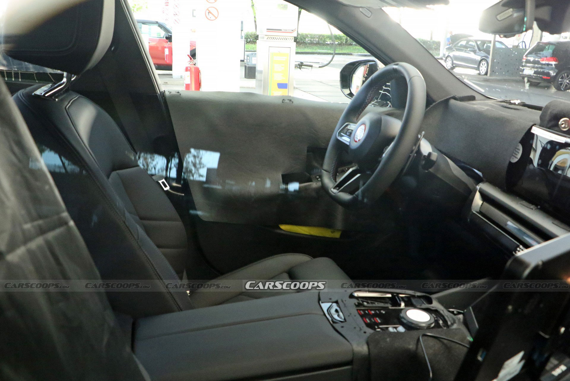 2024 BMW M5 Spied Inside And Out, Sports New Steering Wheel And Curved Display