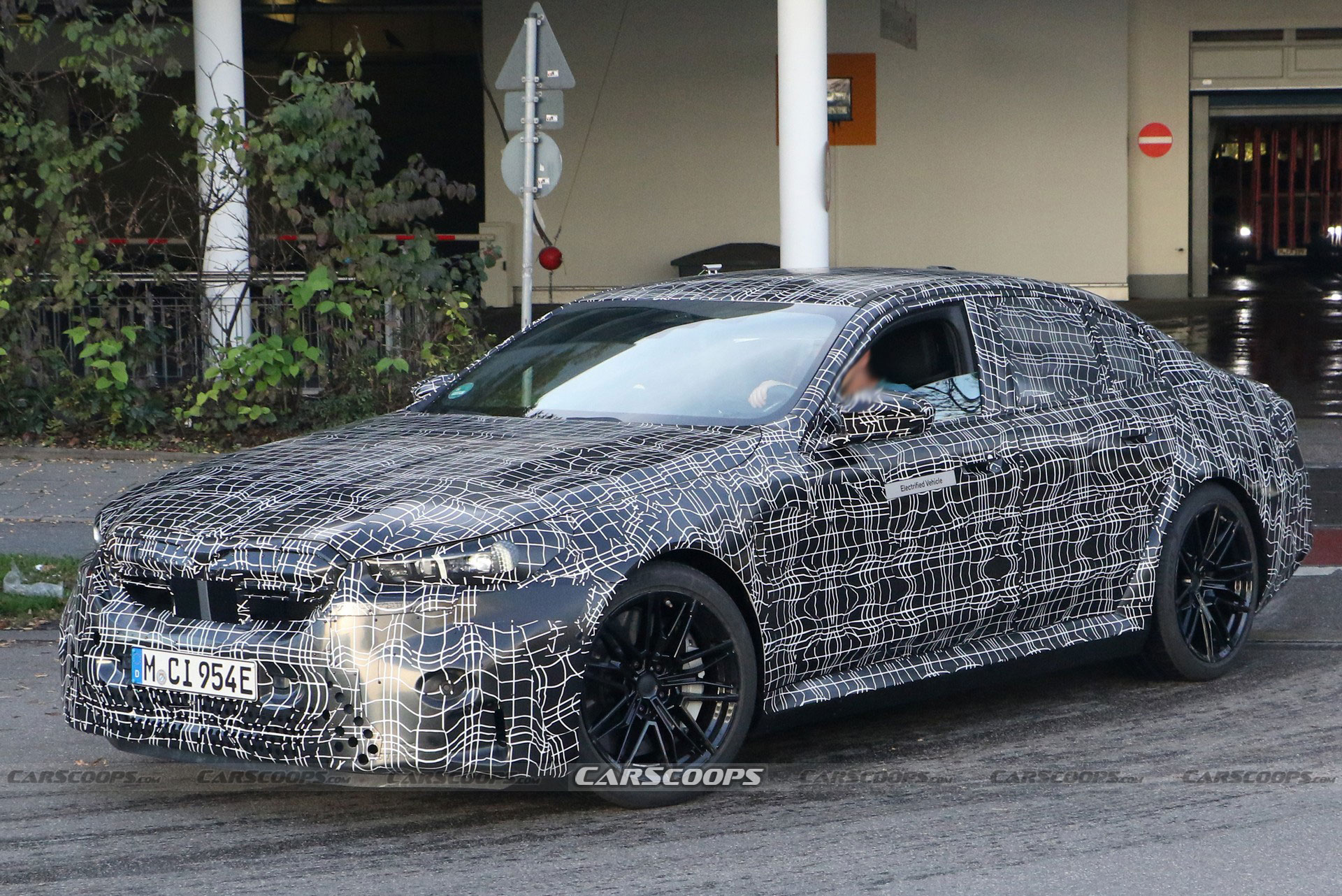 2024 BMW M5 Spied Inside And Out, Sports New Steering Wheel And Curved Display