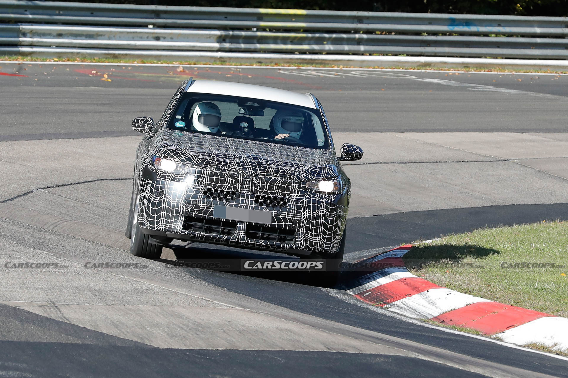 2024 BMW X3M Can’t Hide Its Big Grille Behind Disguise