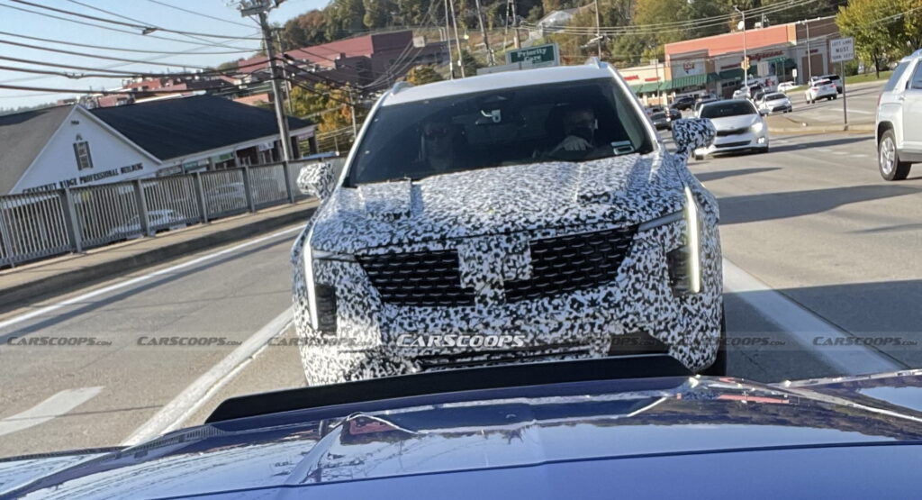  U Spy The Updated 2024 Cadillac XT4 Testing In West Virginia