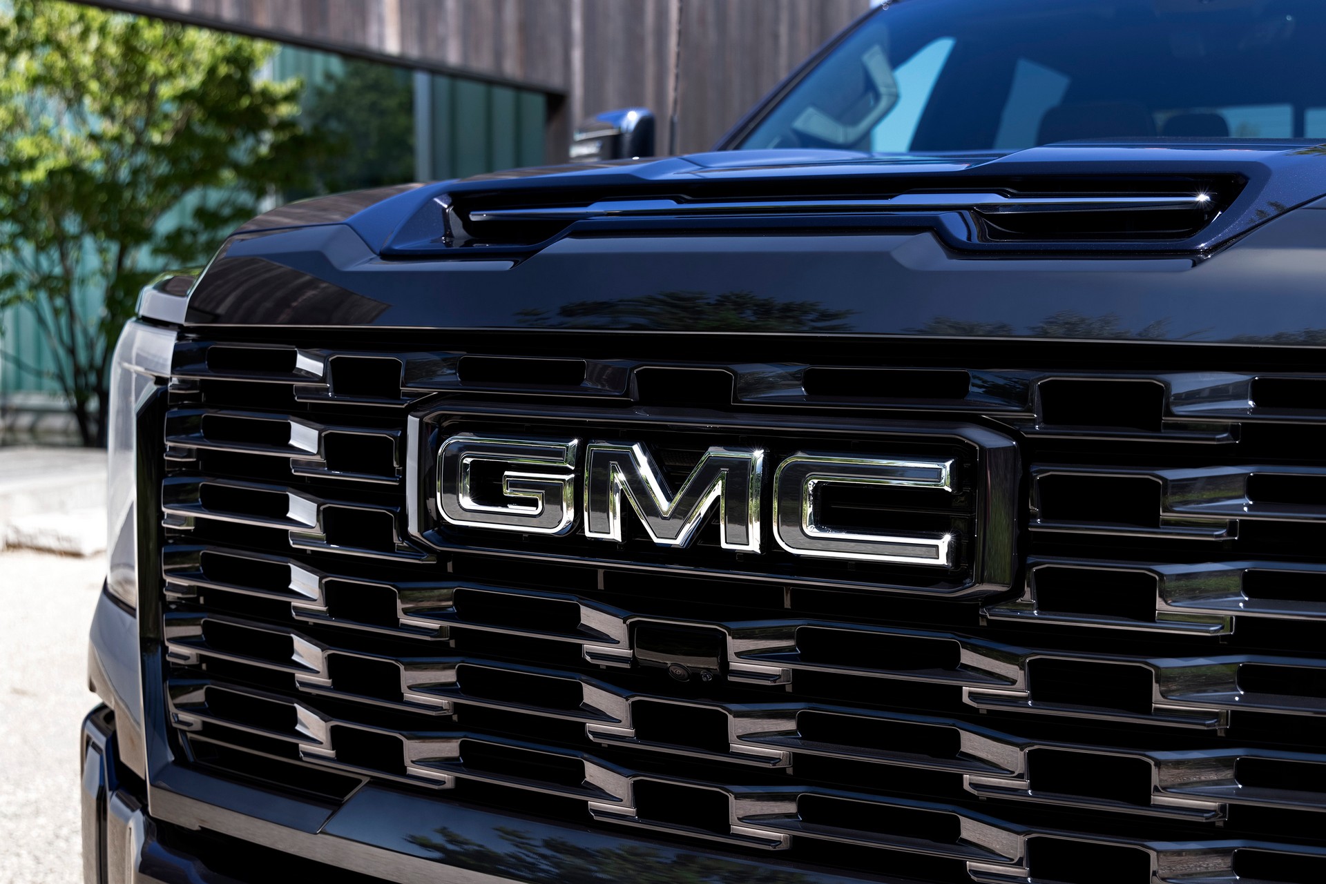 2024 GMC Sierra HD Debuts As Part Workhorse And Part Luxury Vehicle