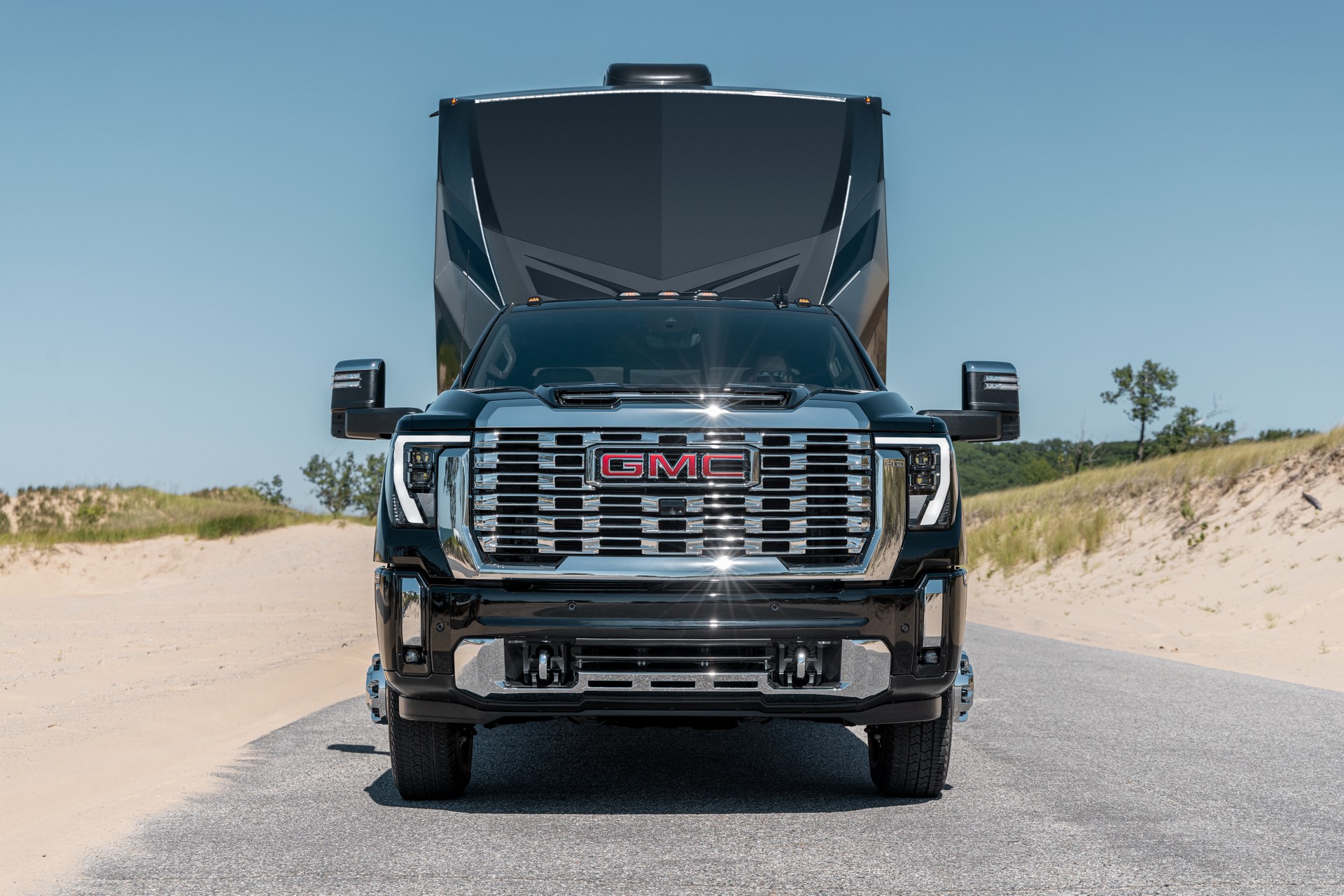 2024 GMC Sierra HD Debuts As Part Workhorse And Part Luxury Vehicle