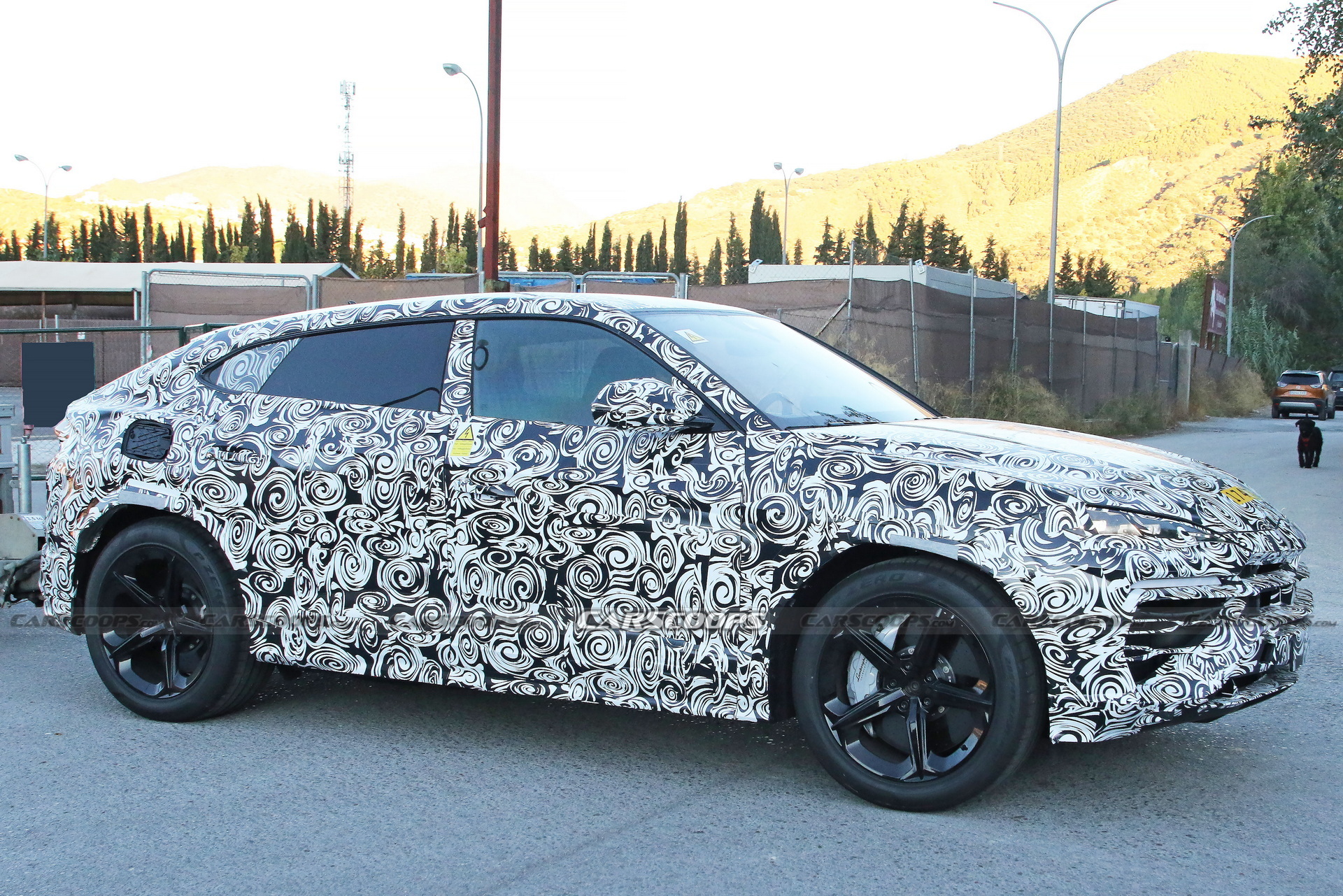 Lamborghini Urus Plug-In Hybrid Spied Testing With New Updates