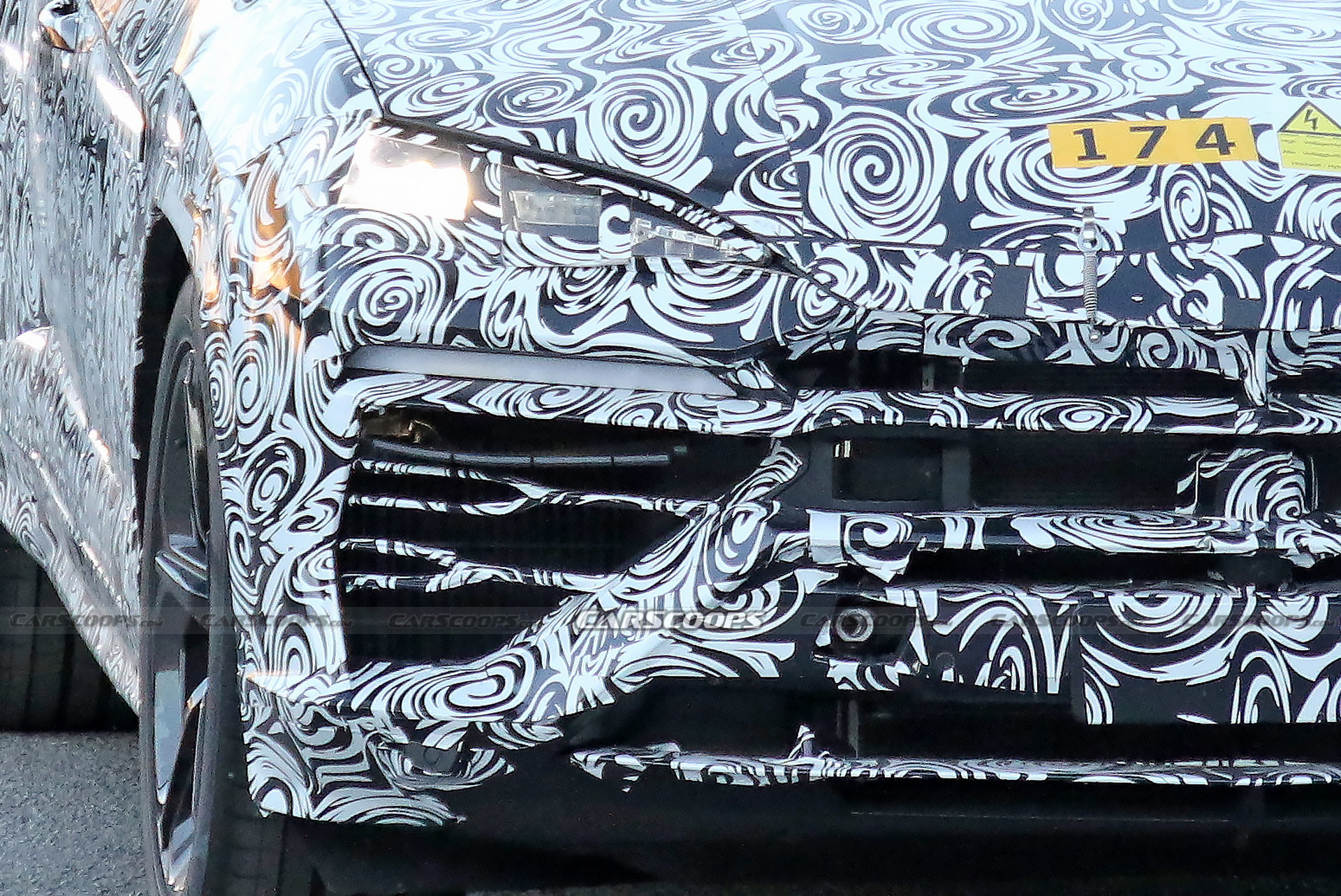 Lamborghini Urus Plug-In Hybrid Spied Testing With New Updates