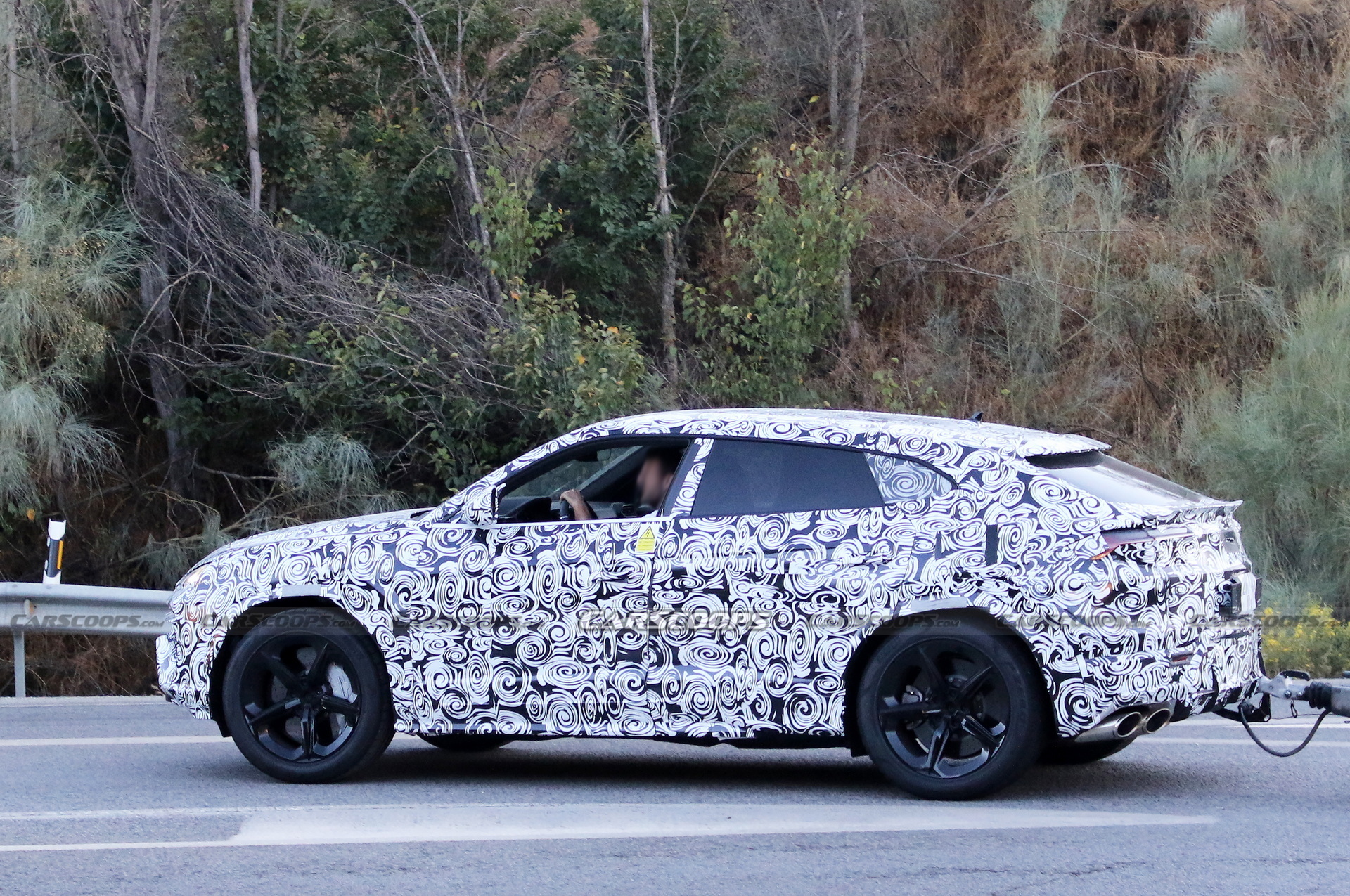 Lamborghini Urus Plug-In Hybrid Spied Testing With New Updates