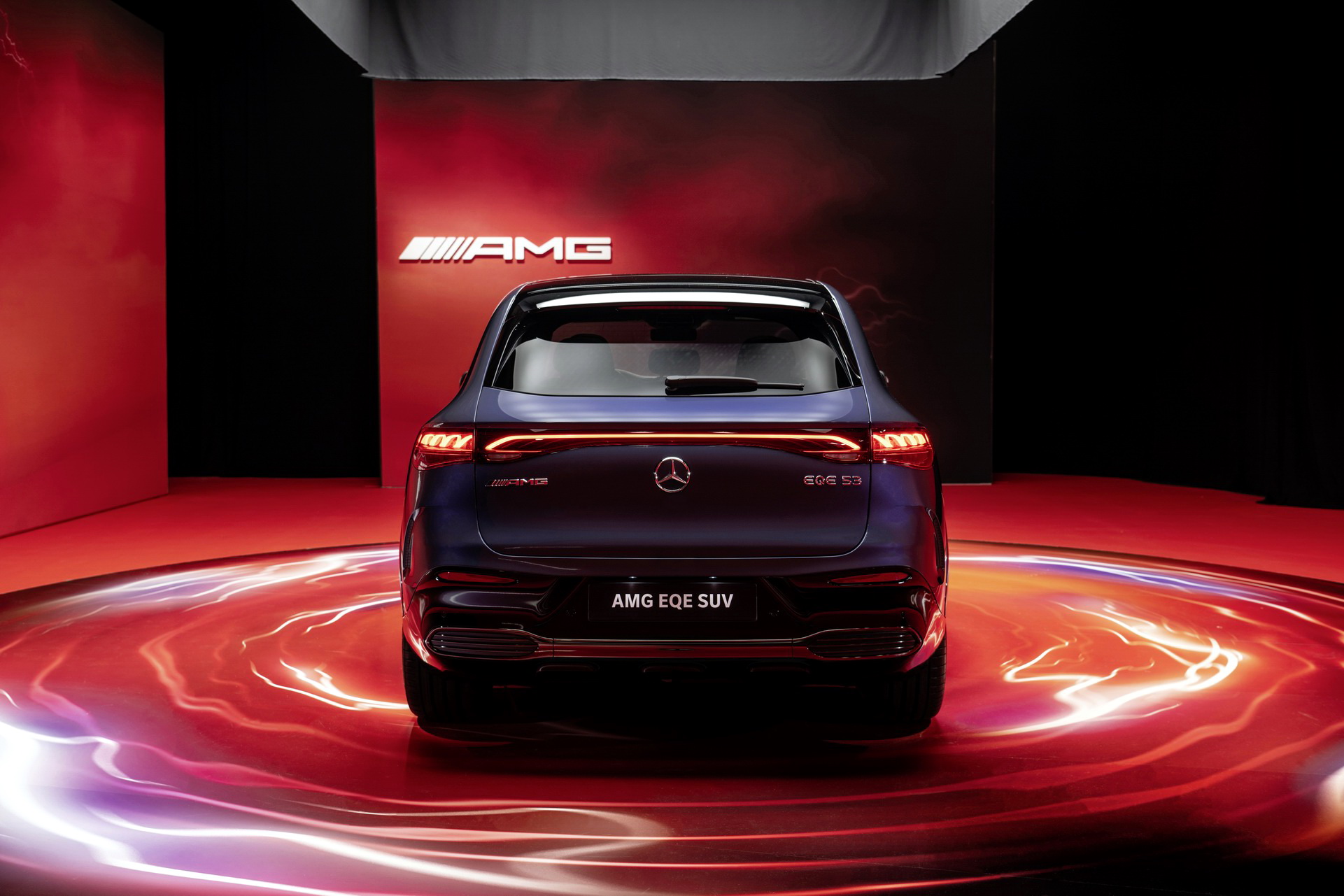 2024 Mercedes-AMG EQE SUV Delivers Up To 687 HP At The Expense Of Range