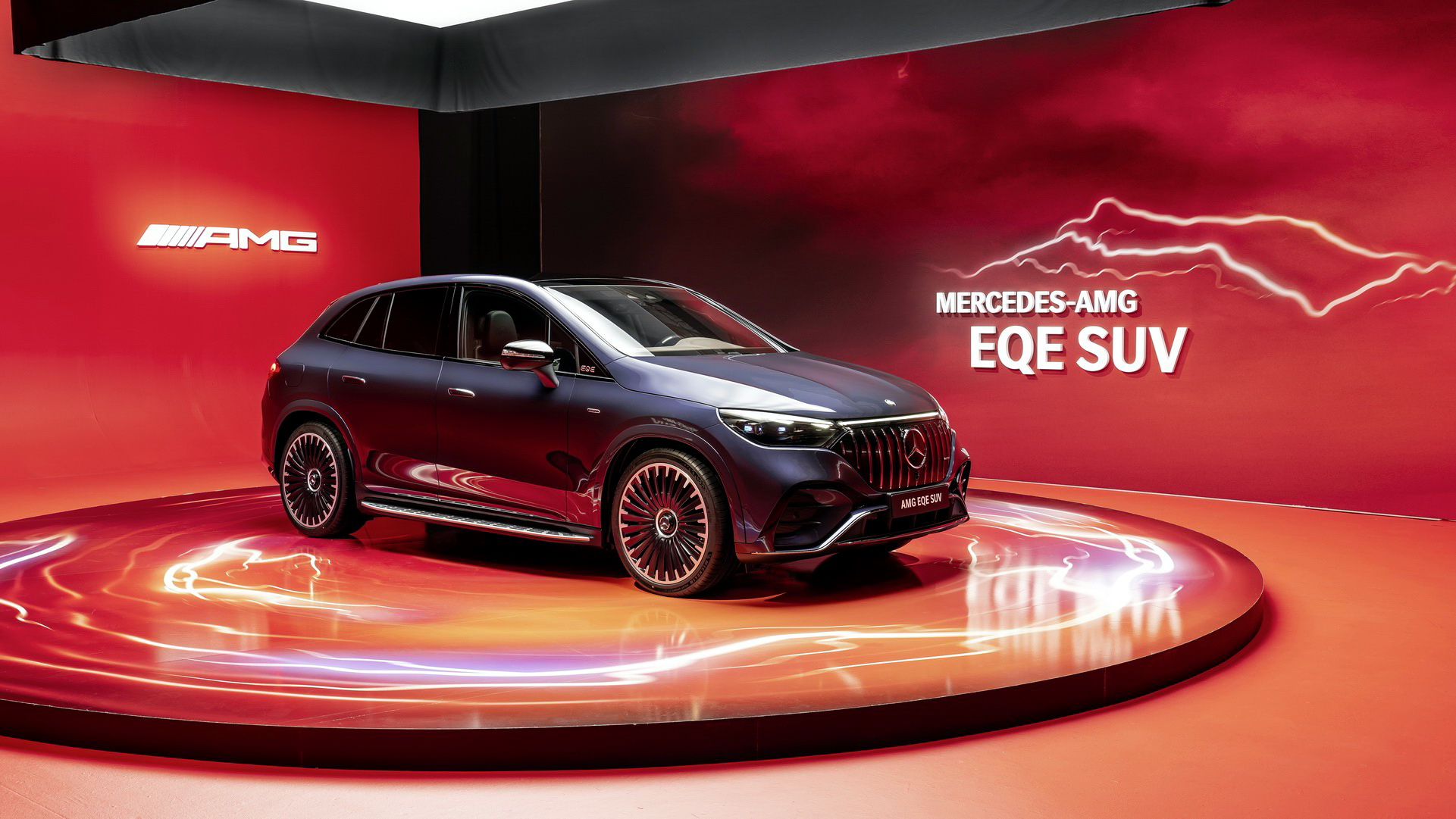 2024 Mercedes-AMG EQE SUV Delivers Up To 687 HP At The Expense Of Range
