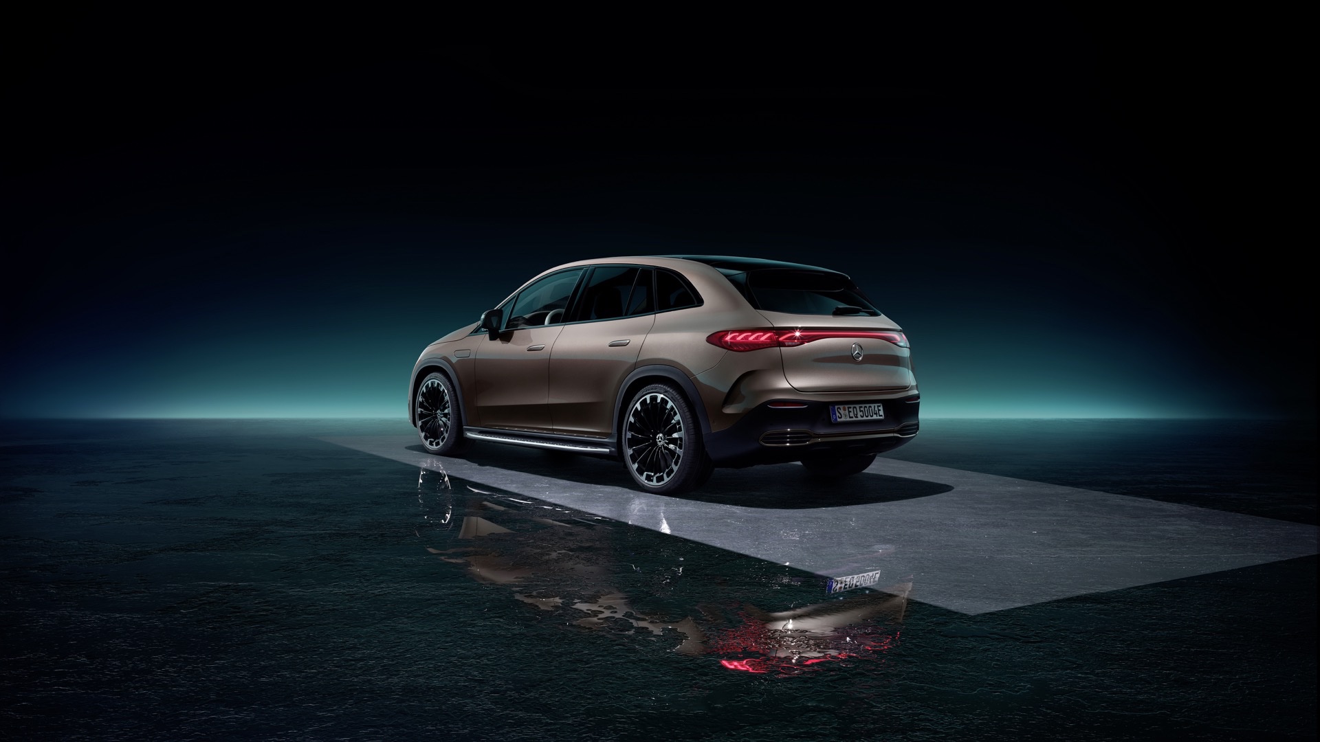 2024 Mercedes EQE SUV Offers A Range Of 370 Miles And Tech For Days