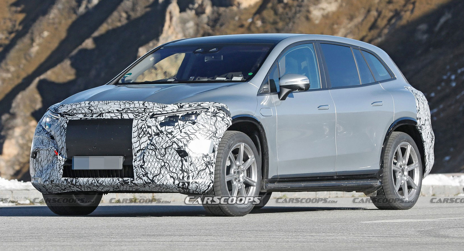2024 MercedesMaybach EQS SUV Spied As An Electrical Extremely