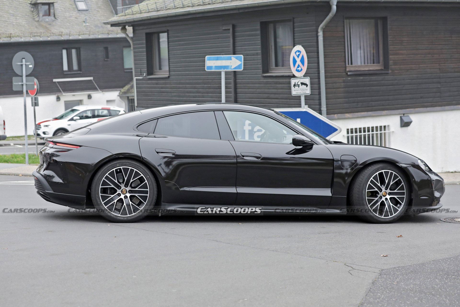 2024 Porsche Taycan And Taycan Sport Turismo Spied, Gives Us Our First Look At The Facelifted EVs