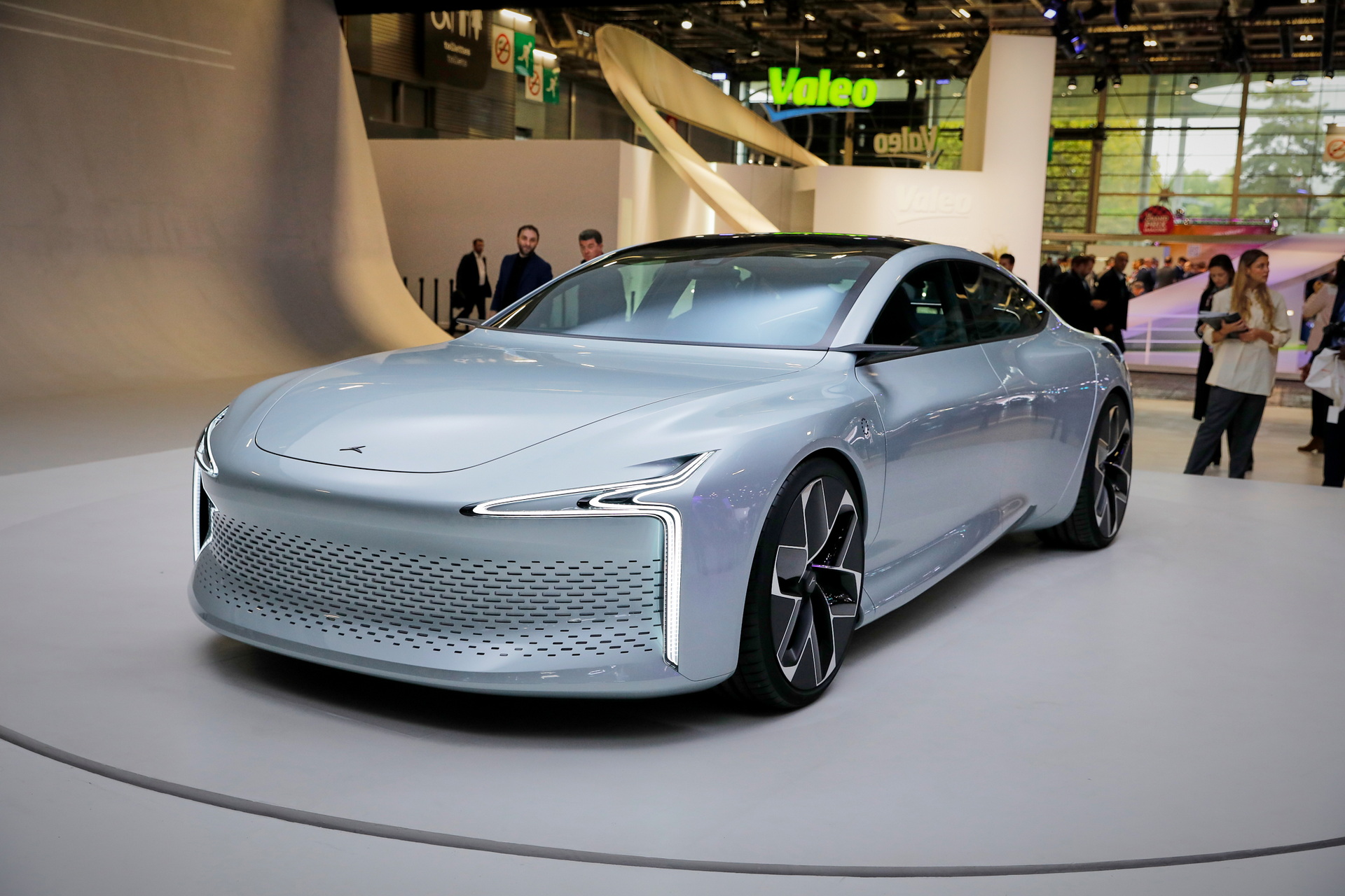 $118,000 Hopium Machina Hydrogen EV Can Complete A Refill In 3 Minutes Offering 620-Mile Range