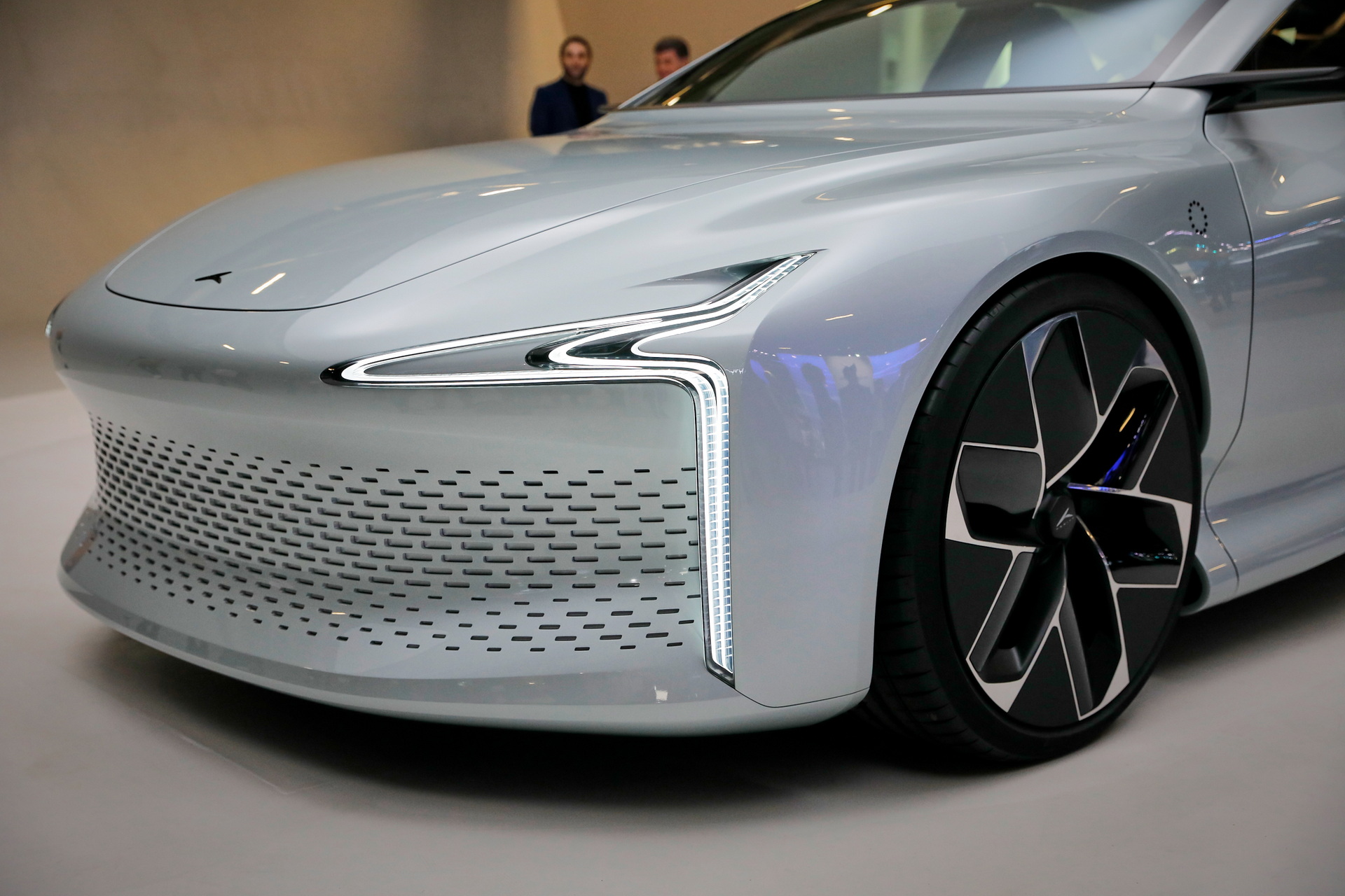 $118,000 Hopium Machina Hydrogen EV Can Complete A Refill In 3 Minutes Offering 620-Mile Range