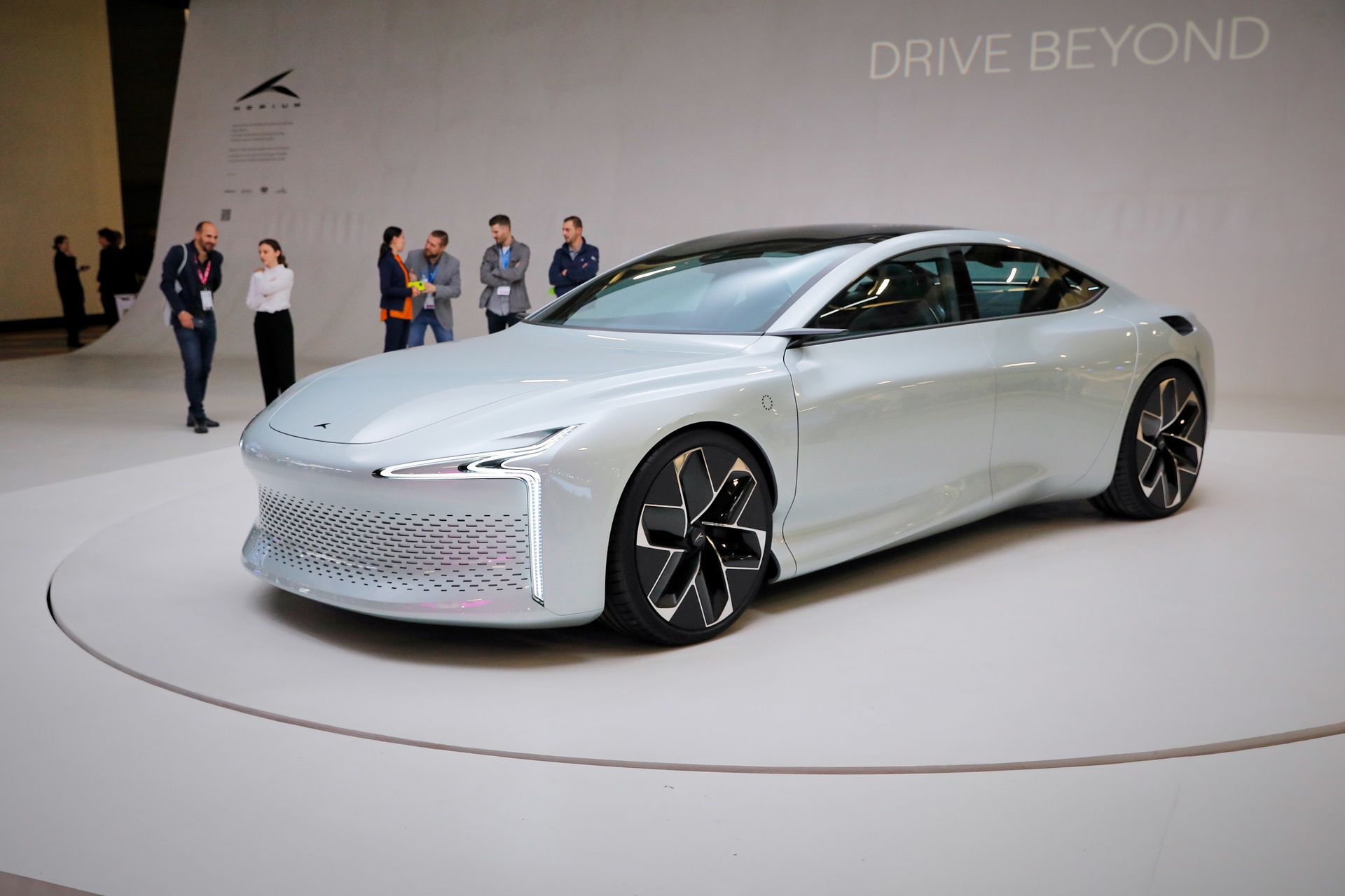 $118,000 Hopium Machina Hydrogen EV Can Complete A Refill In 3 Minutes Offering 620-Mile Range