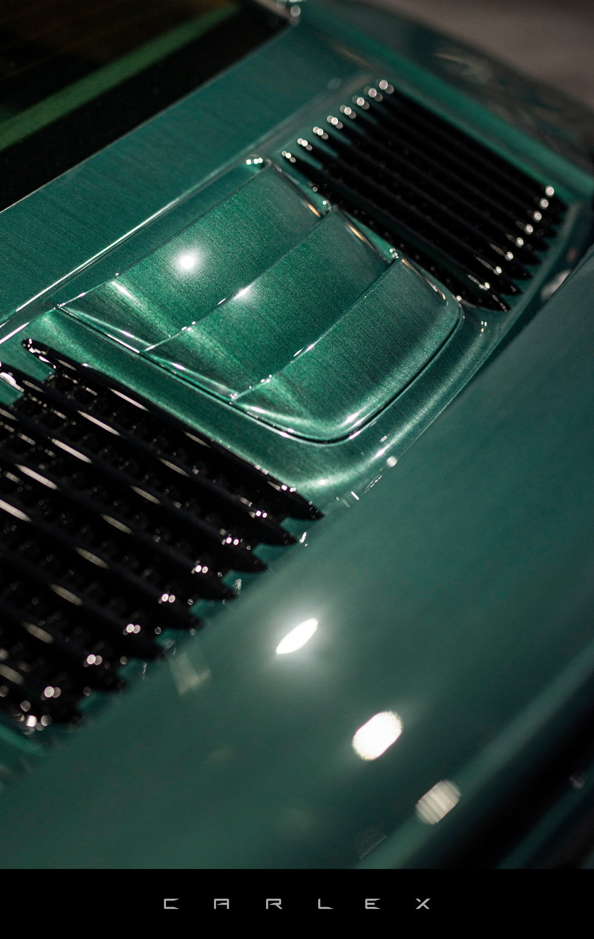 Carlex Refreshes Previous Porsche 991 Turbo With Hand-Brushed Green Shade And Brown Interior