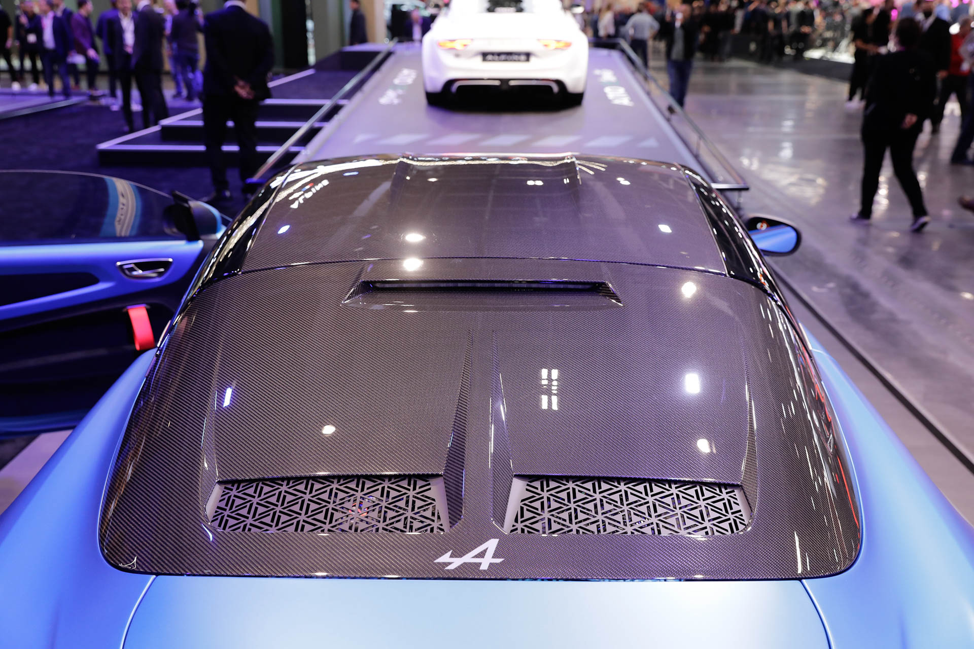 Hardcore Alpine A110 R Shows Off Its Weight Loss In Paris