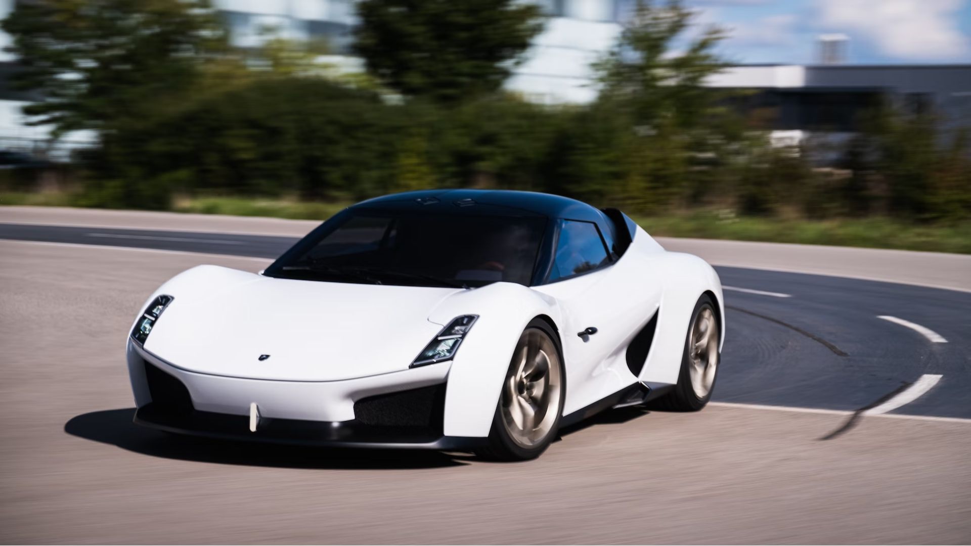 Apollo G2J Electric Sportscar Prototype Previews Brand’s Future EVs