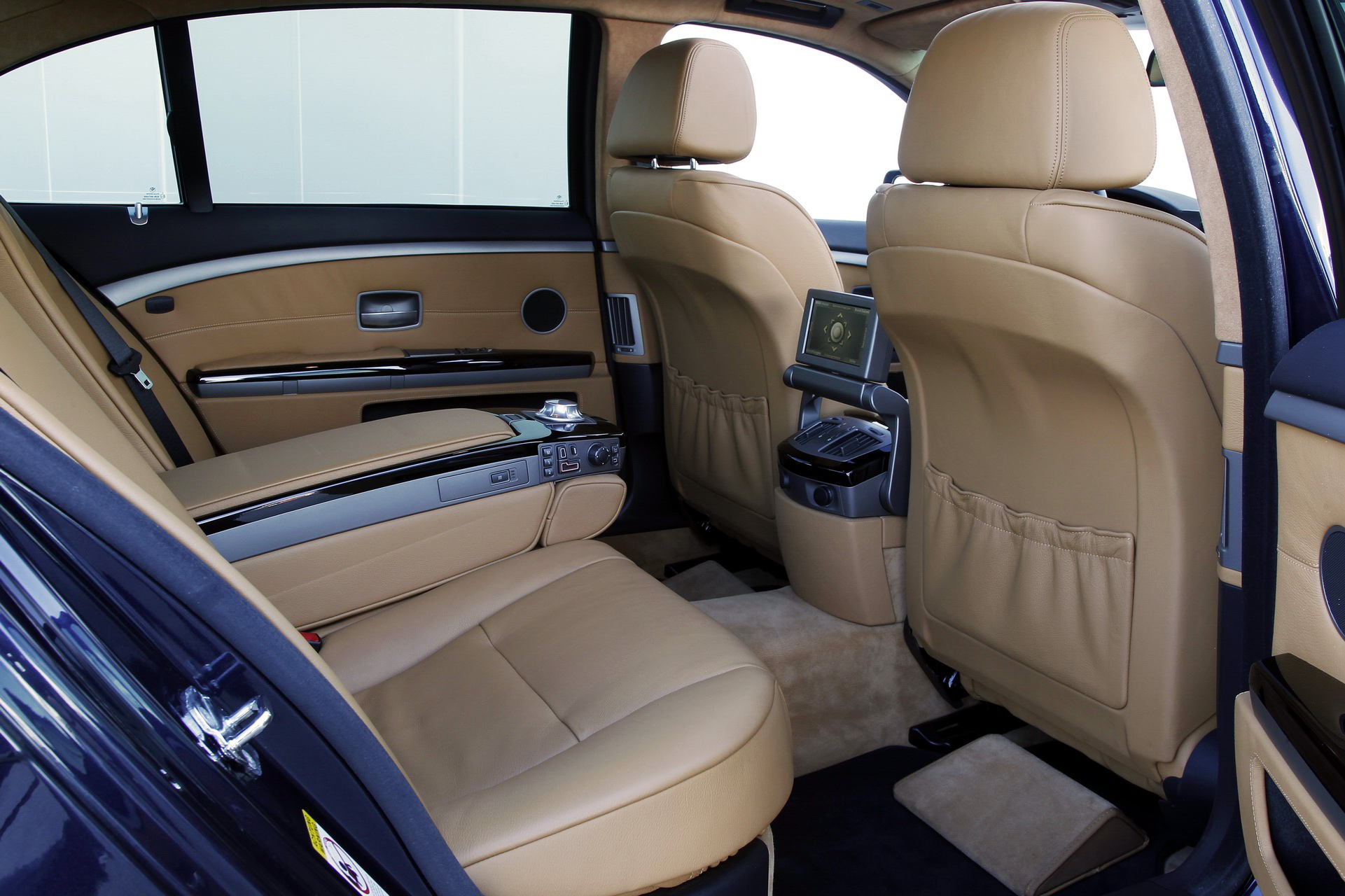 20 Years After Its Launch, What Are Your Thoughts On Chris Bangle’s BMW 7 Series E65?