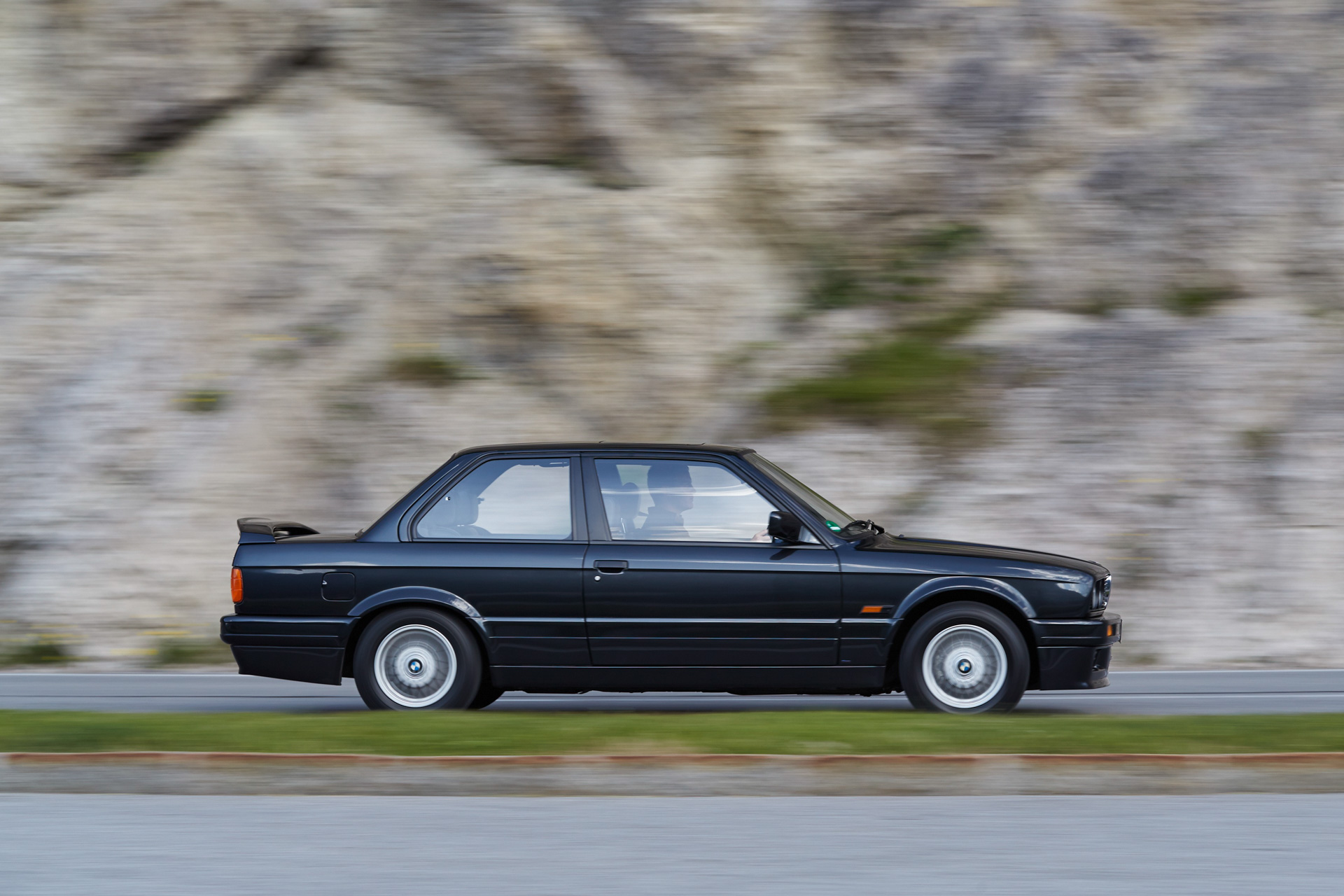BMW E30 At 40: Here’s What It Can Still Teach Modern Cars