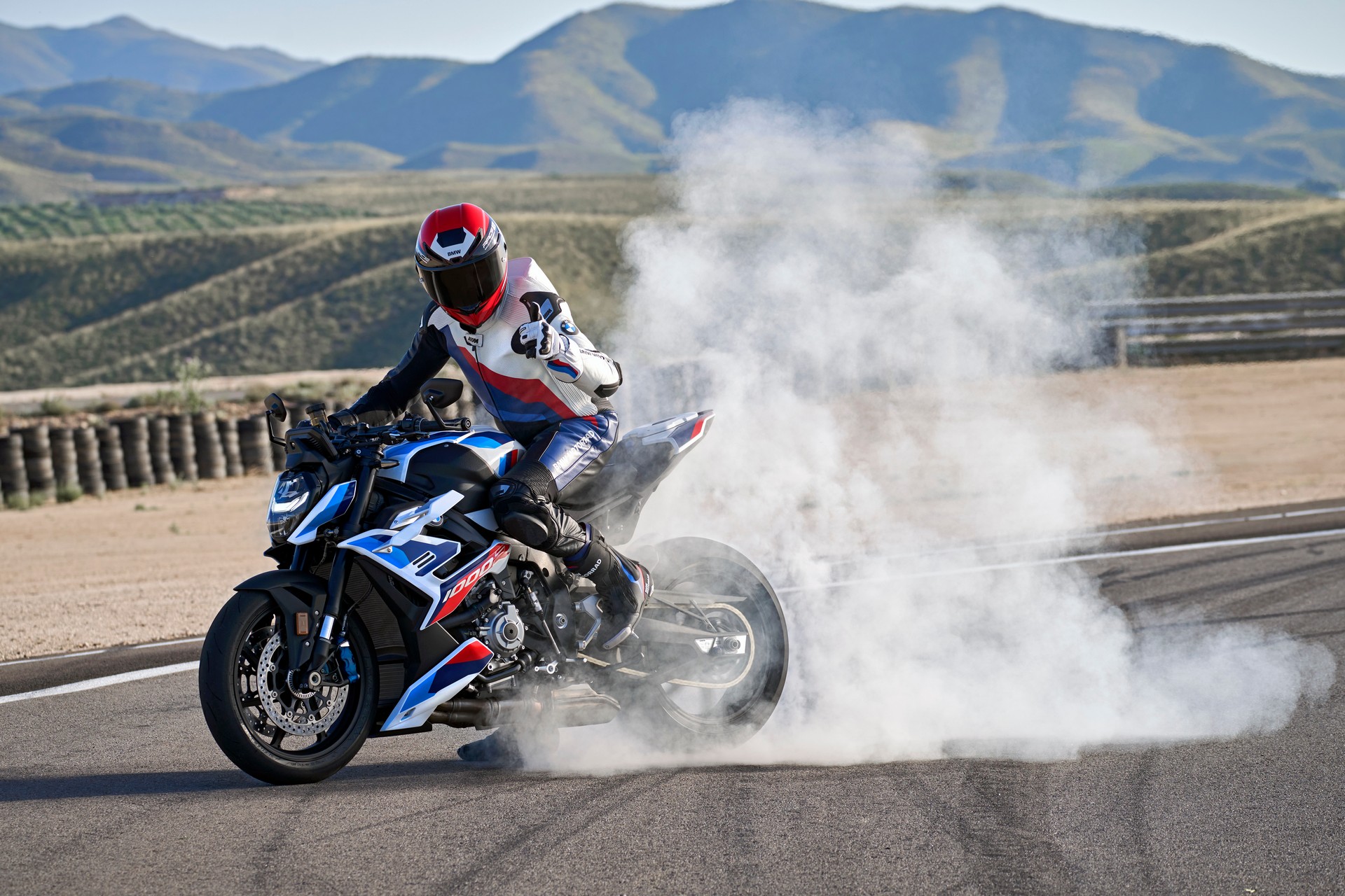 2023 BMW M 1000 R Is The Ultimate Naked Superbike