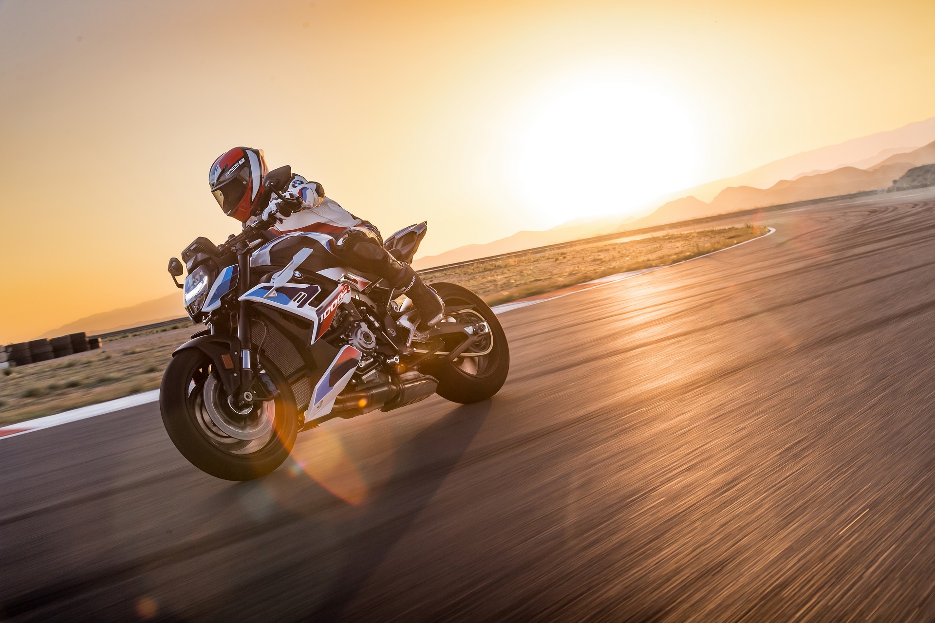 2023 BMW M 1000 R Is The Ultimate Naked Superbike
