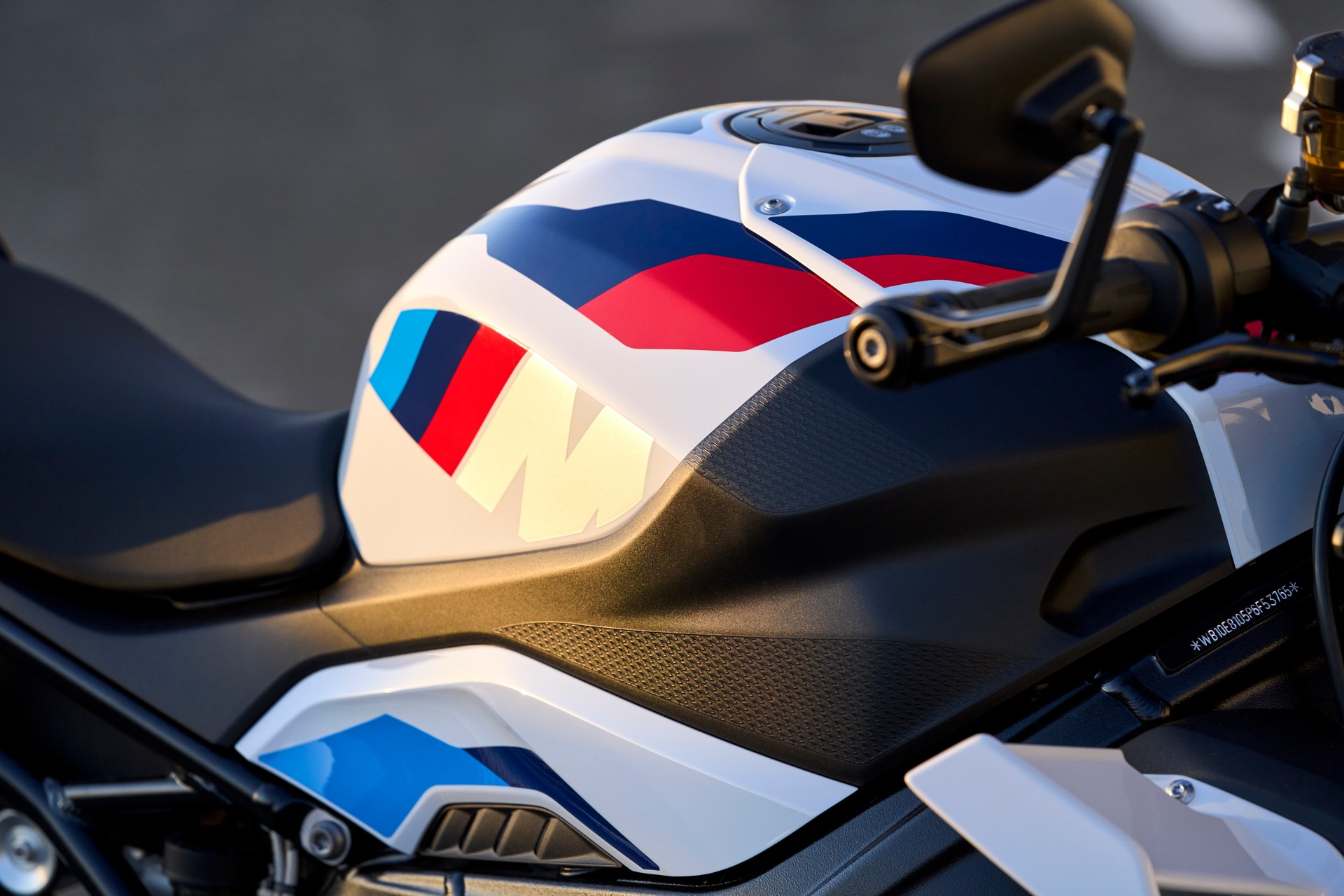 2023 BMW M 1000 R Is The Ultimate Naked Superbike