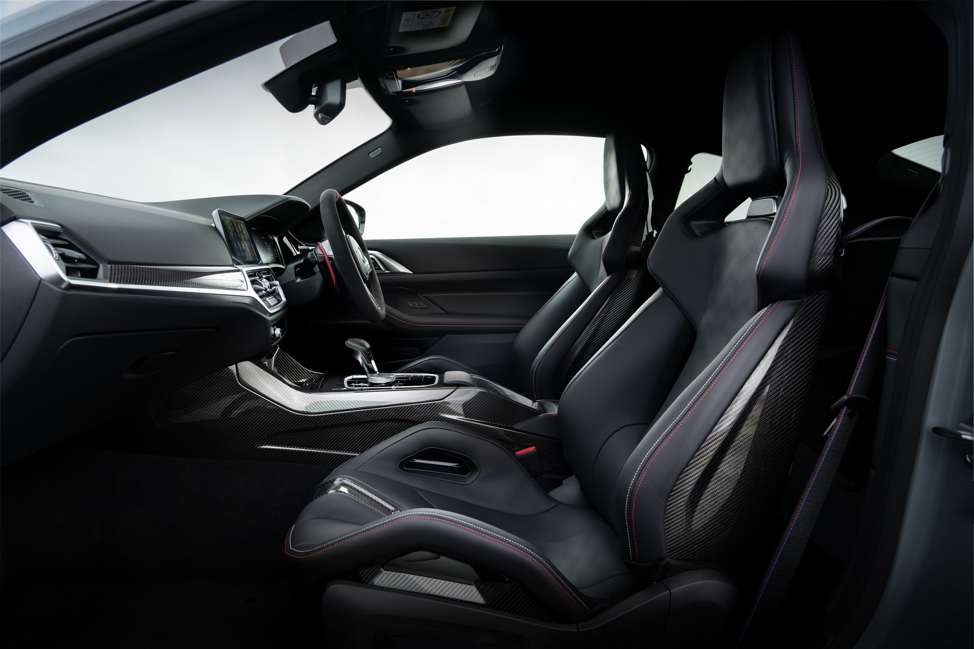 2023 BMW M4 CSL Poses On Some Of The UK’s Best Driving Roads In Huge Photo Gallery