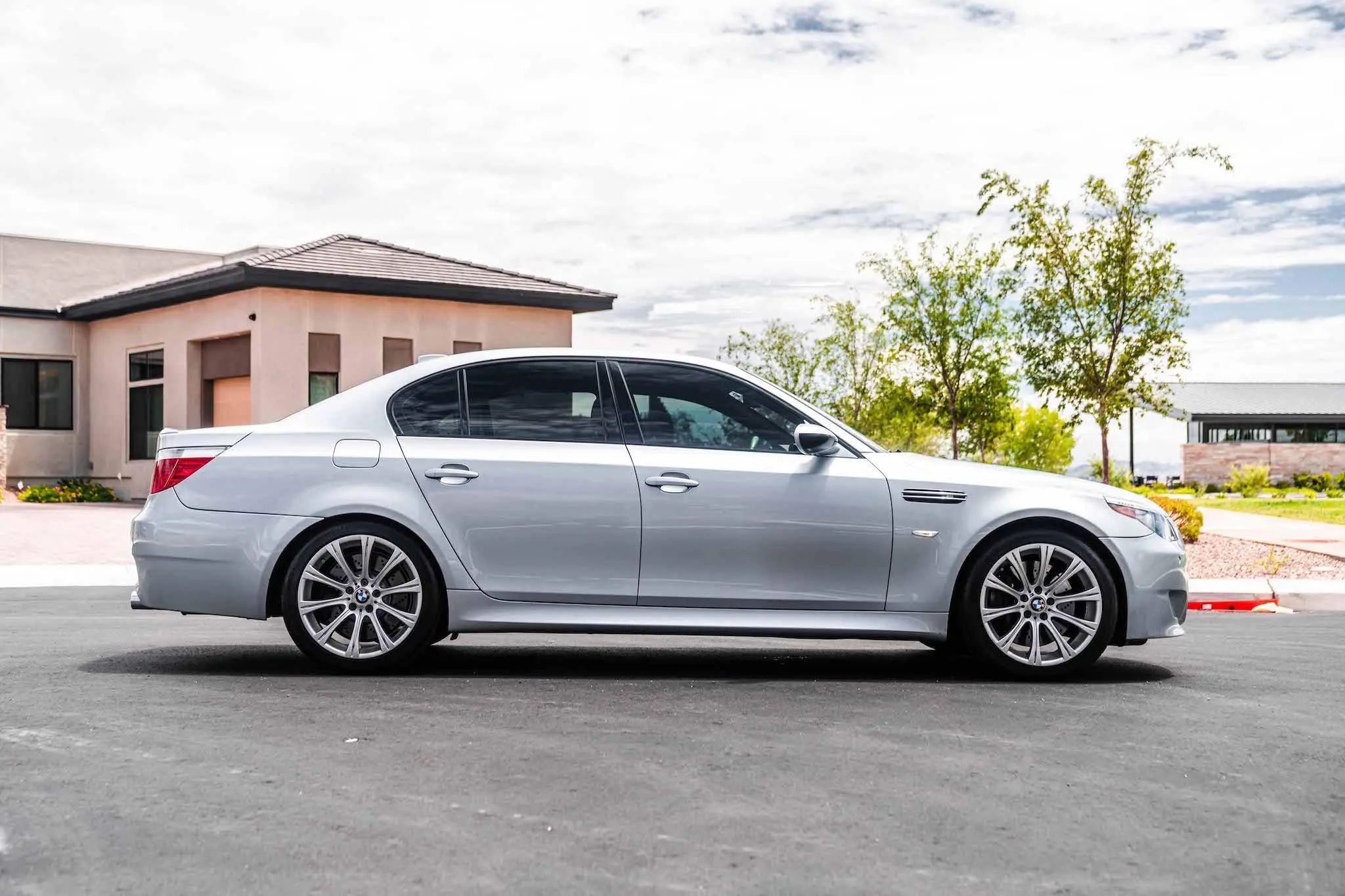 Buying This BMW M5 Will Get You One Of The Last Great V10s