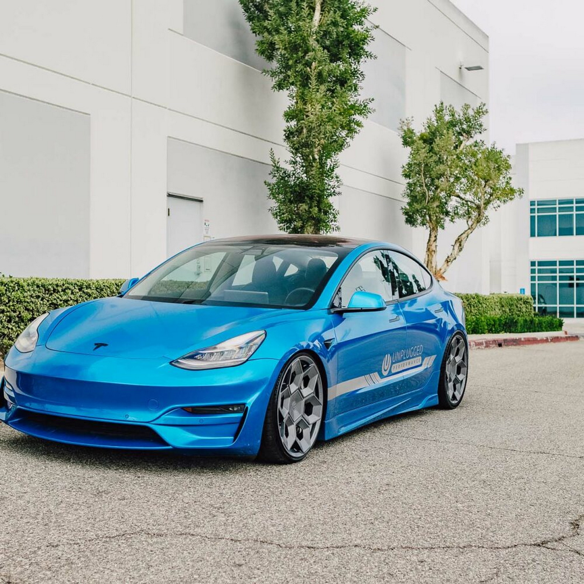 Ex-Koenigsegg Designer Partners With Unplugged Performance To Design Wheels For Tesla Cybertruck