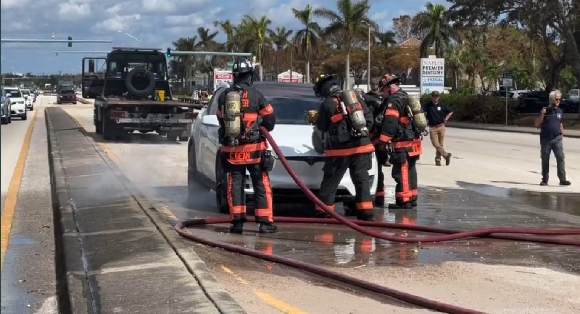 A Large Number Of Waterlogged EVs In Florida Could Erupt Into Flames After Hurricane Ian