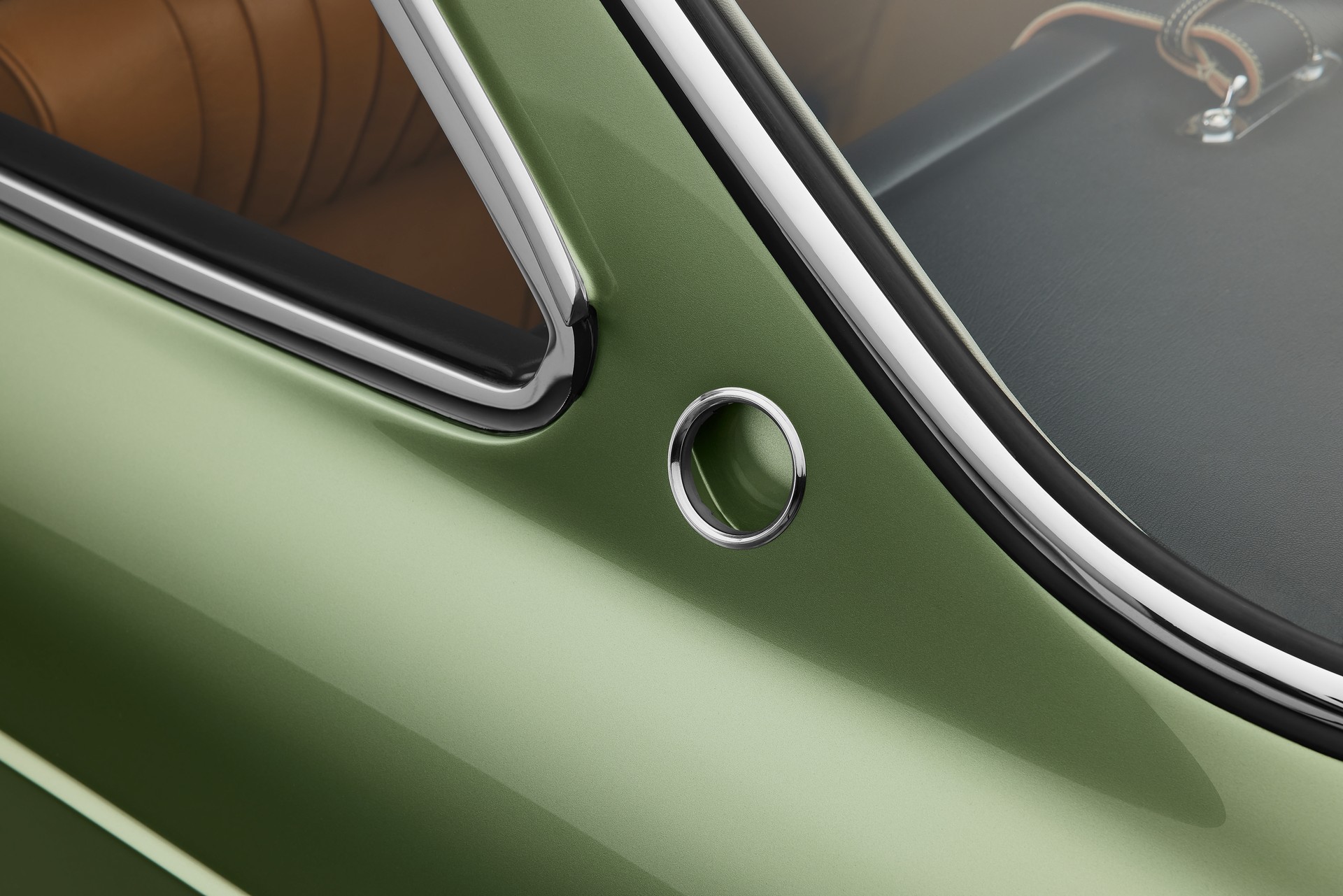 Bell Sport & Classic Spent Three Years Restoring This Gorgeous Ferrari 330 GTC