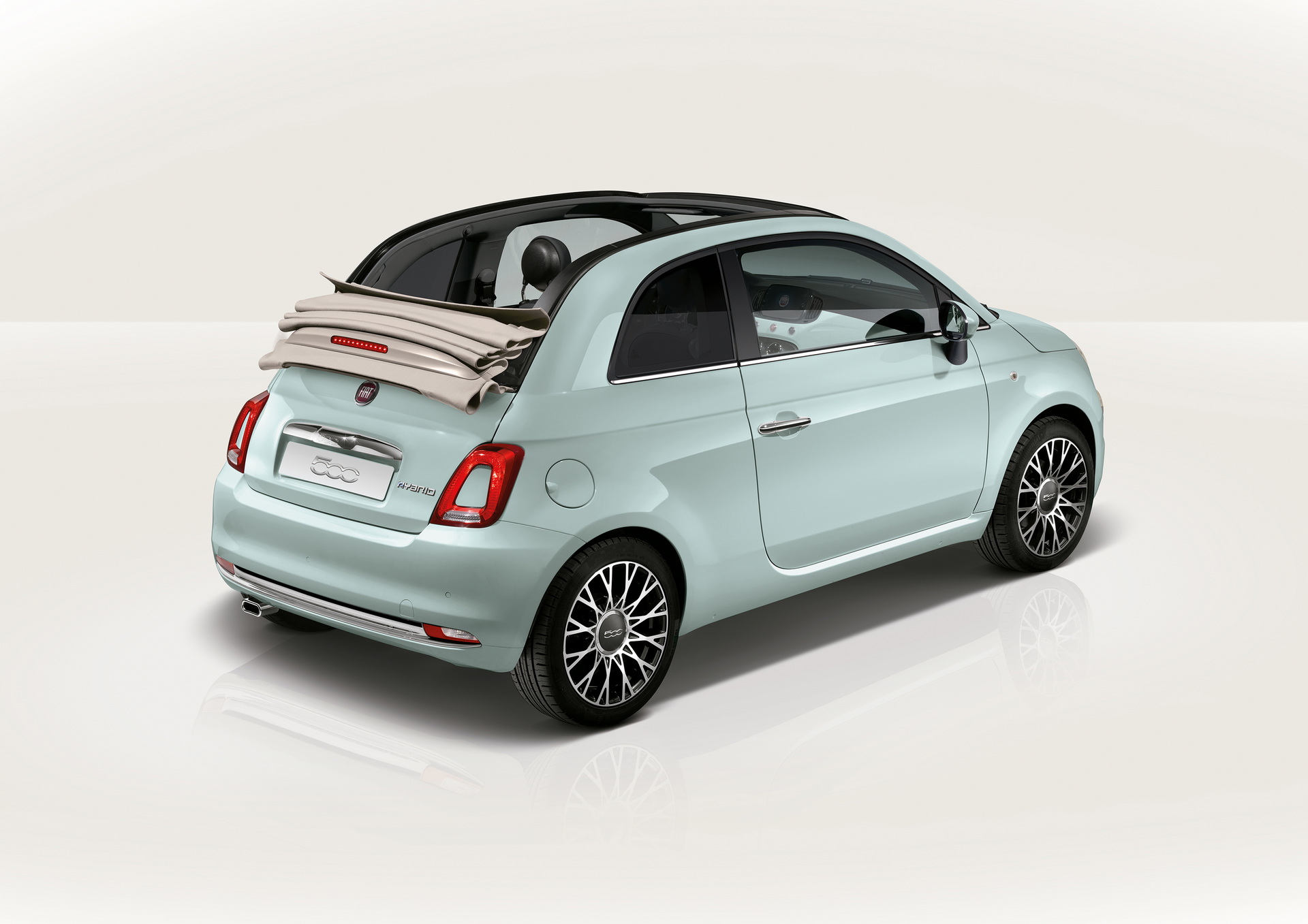 Fiat Offers A Single Trim For All Models With A Three-Step Configuration Process