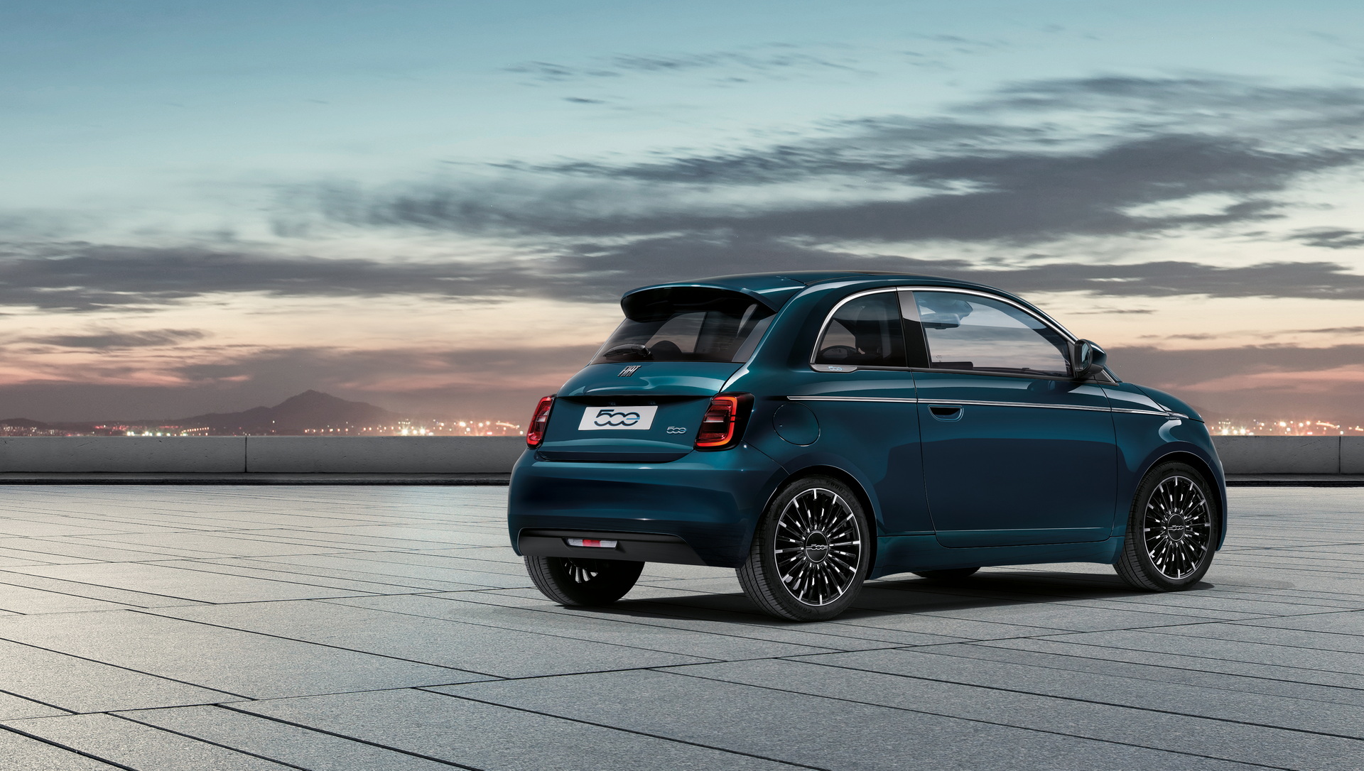 Fiat Offers A Single Trim For All Models With A Three-Step Configuration Process