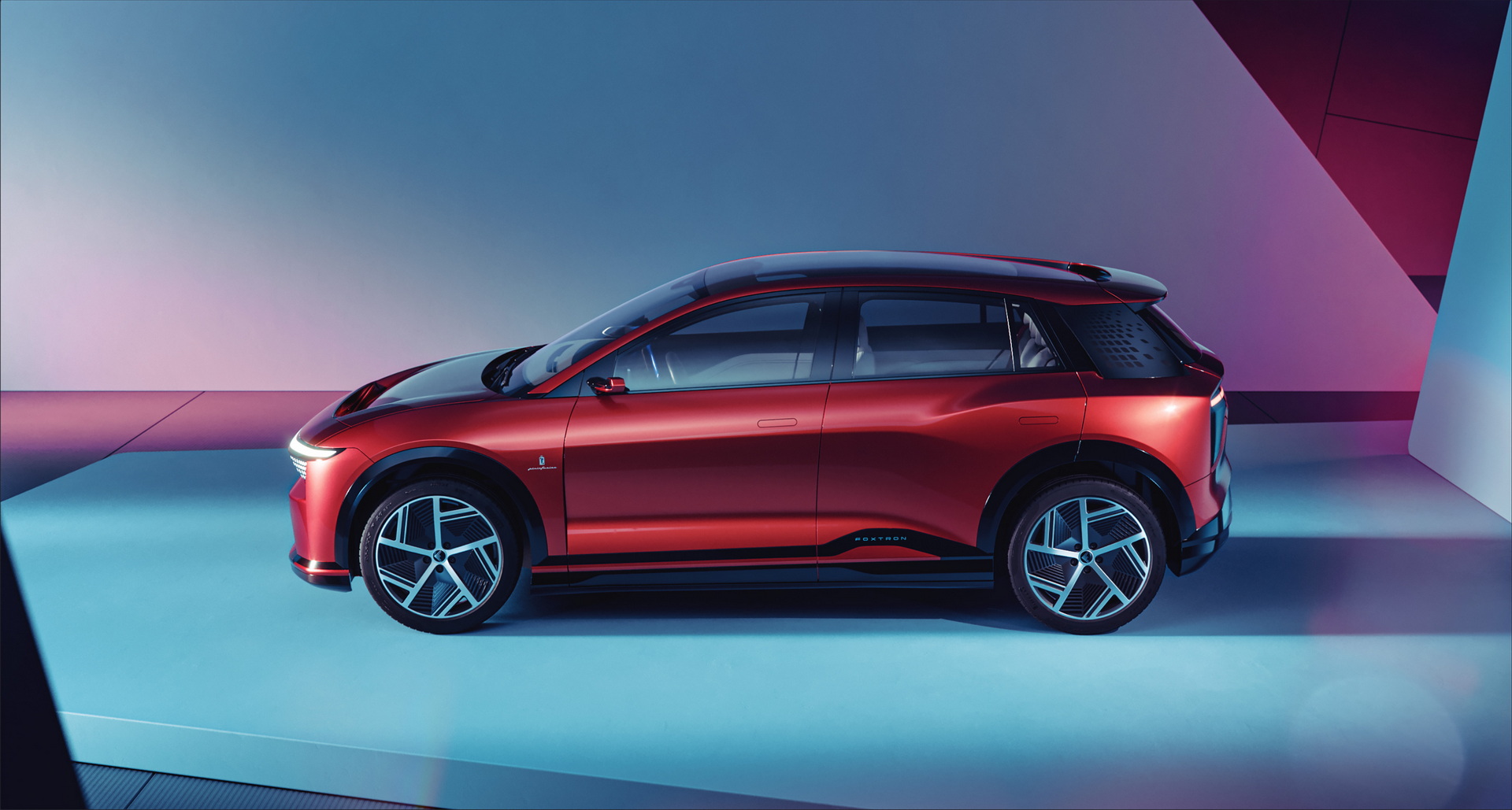 Foxconn Debuts Electric Model B Compact SUV And Model V Pickup Prototypes