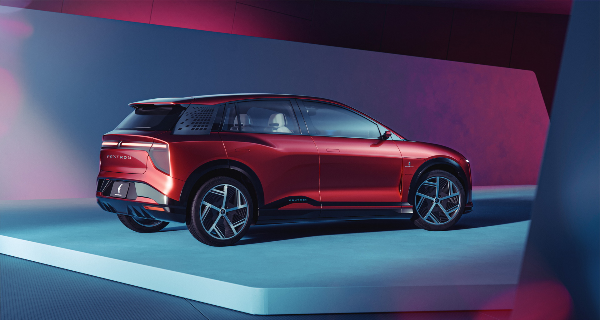 Foxconn Debuts Electric Model B Compact SUV And Model V Pickup Prototypes