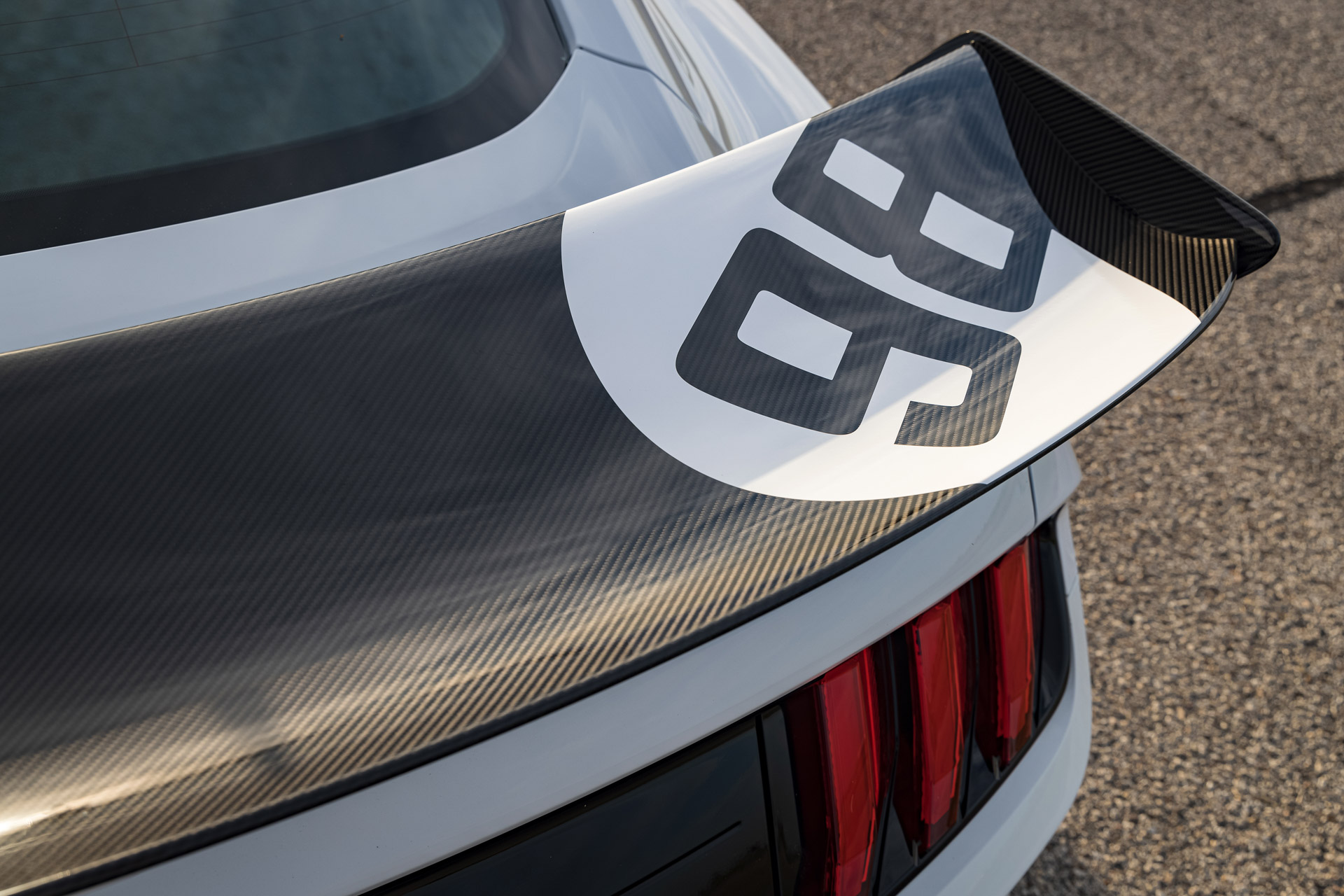 1,204-HP Hennessey Venom 1200 Mustang GT500 Kicks Sand In Shelby’s Face