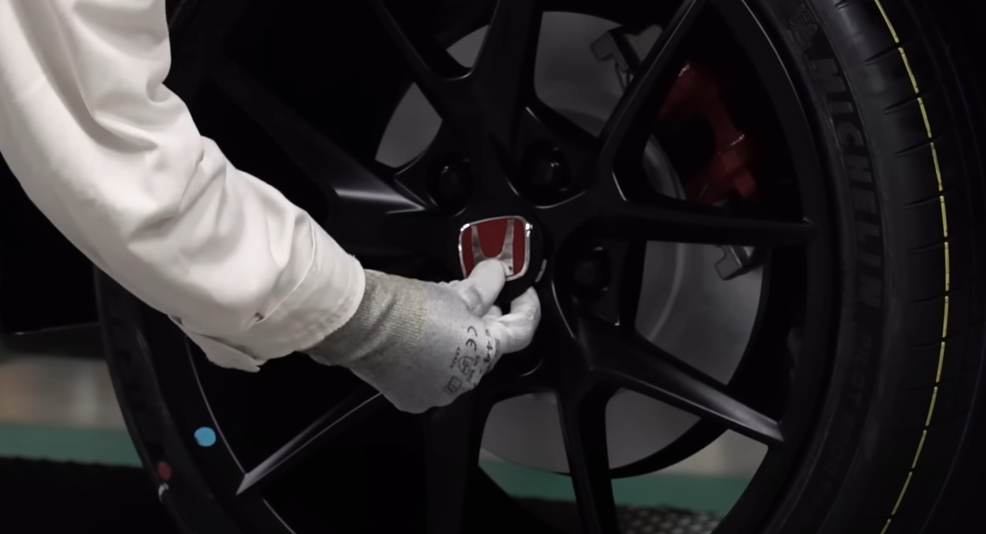 Here’s How Honda Builds The New 2023 Civic Type R In Japan