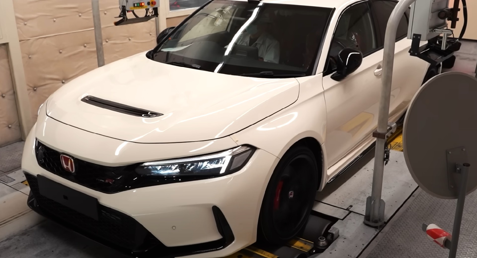 Here’s How Honda Builds The New 2023 Civic Type R In Japan