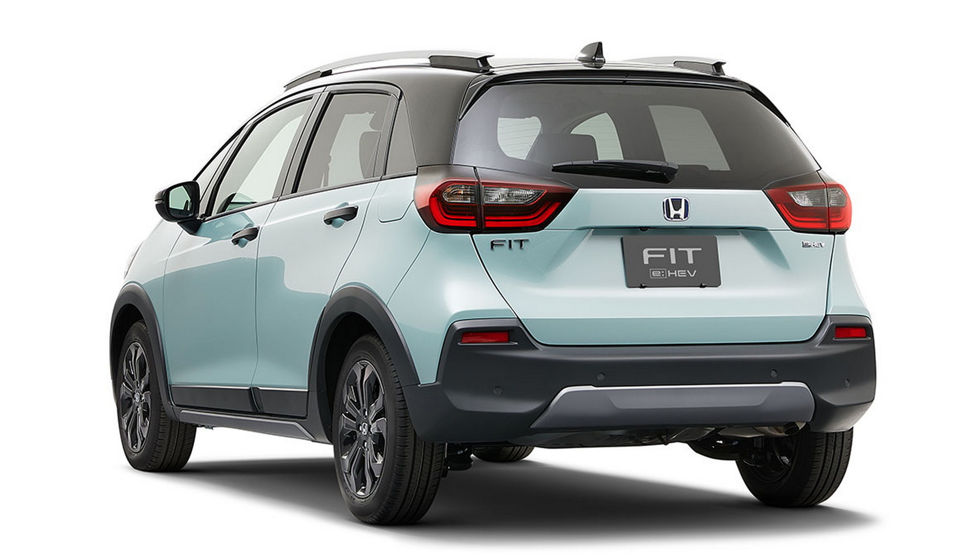Facelifted Honda Fit Debuts In Japan With More Power And Sporty RS Trim