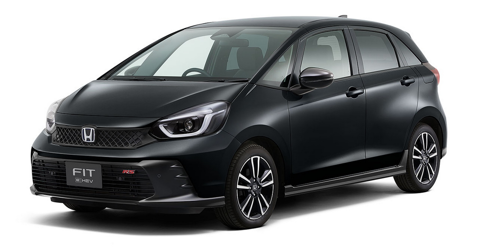 Facelifted Honda Fit Debuts In Japan With More Power And Sporty RS Trim