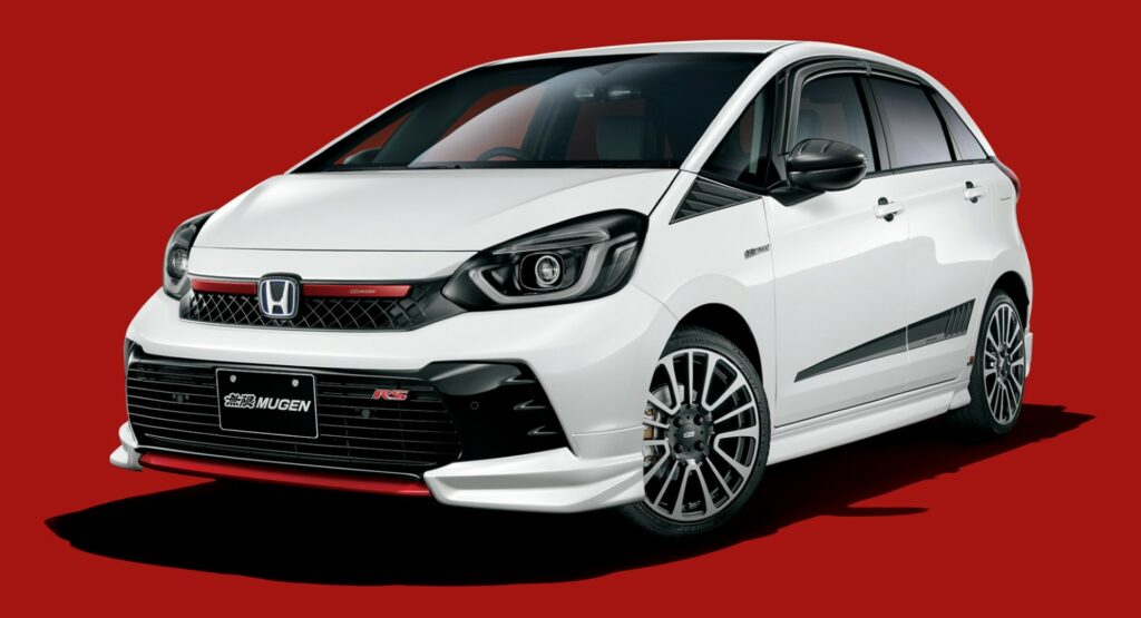  Japan’s Honda Fit RS Looks Like A Type R With Mugen’s New Bodykit