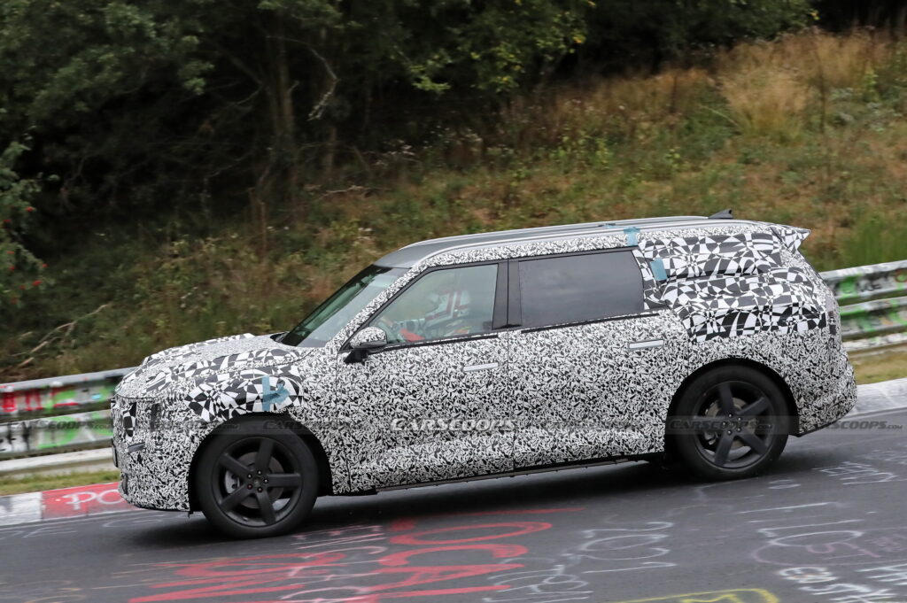 Kia Takes The EV9 Electric 3-Row SUV To The Nurburgring Exposing ...